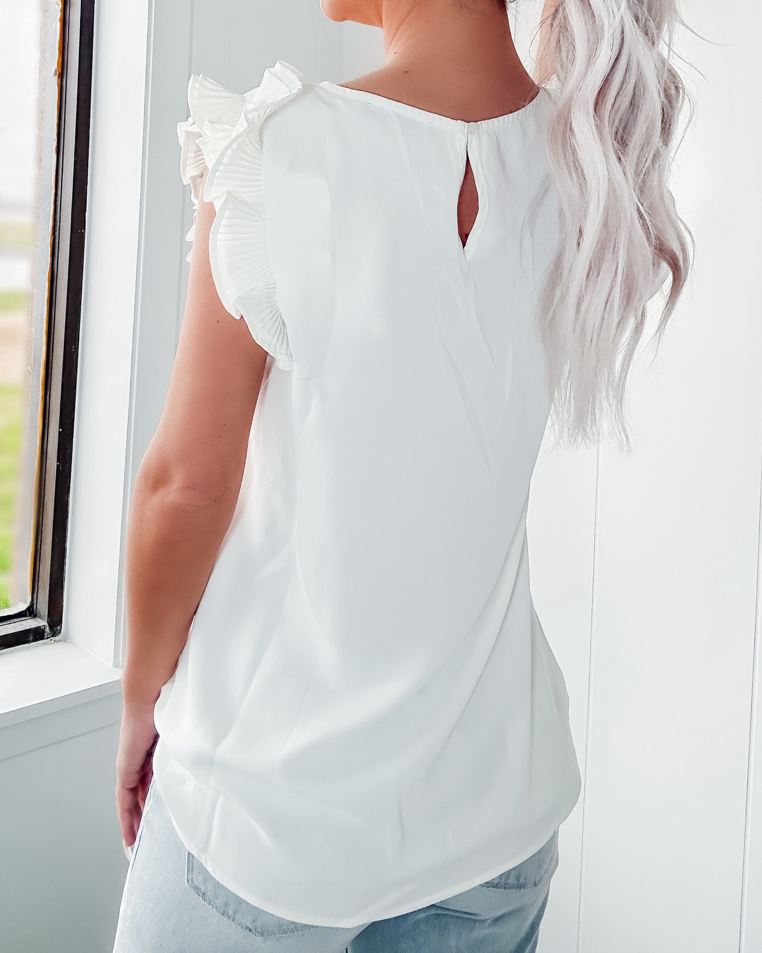 Elegant Essential Frilled Woven Top - Off White
