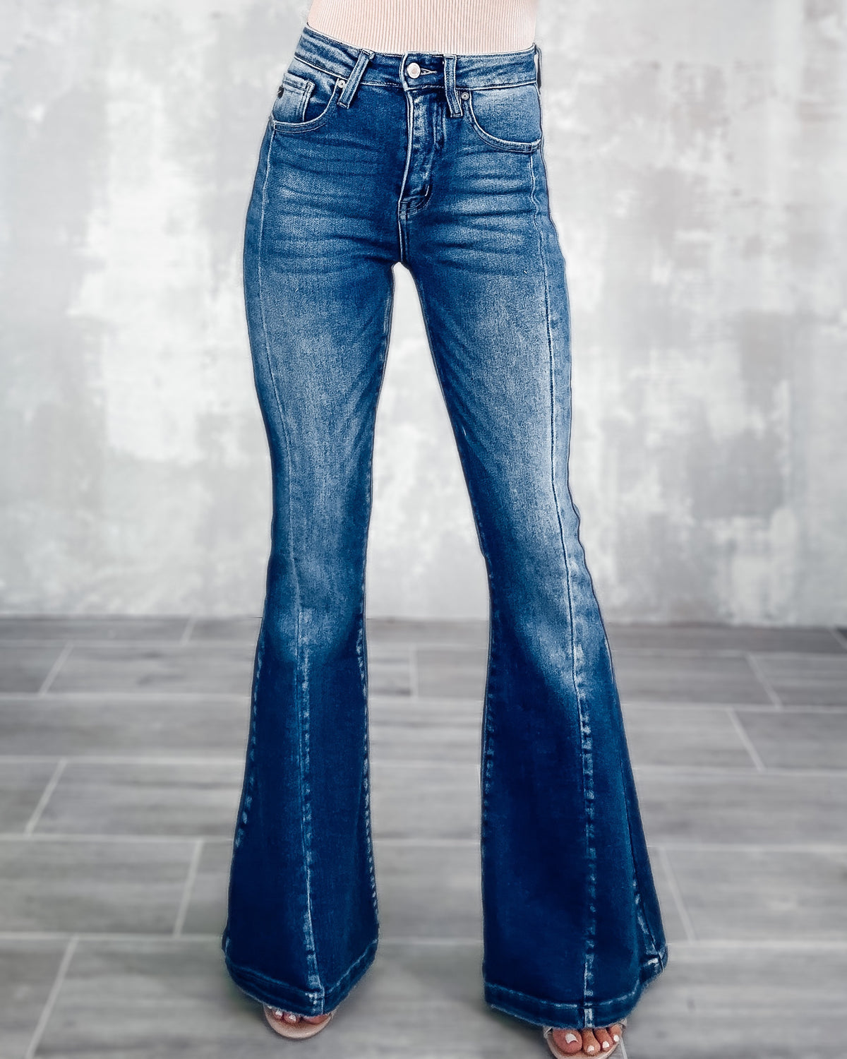 Sadie Super Flare Jeans - Medium