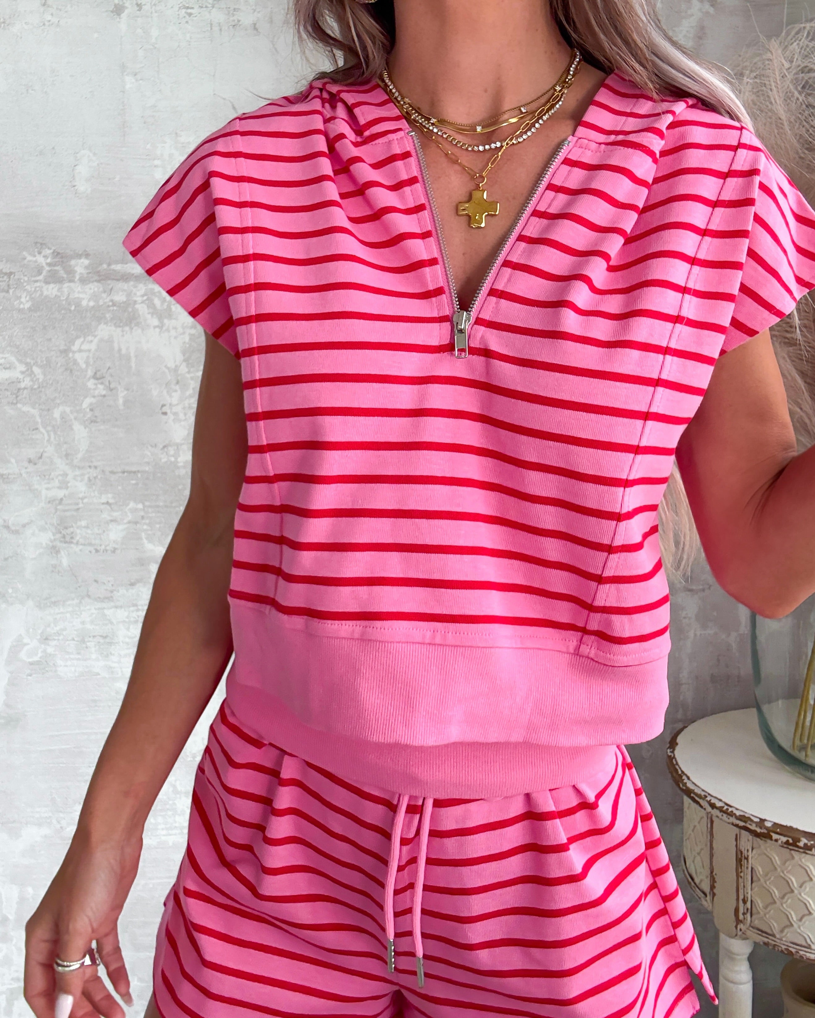 The Collins Lounge Cropped Sweatshirt Top - Pink