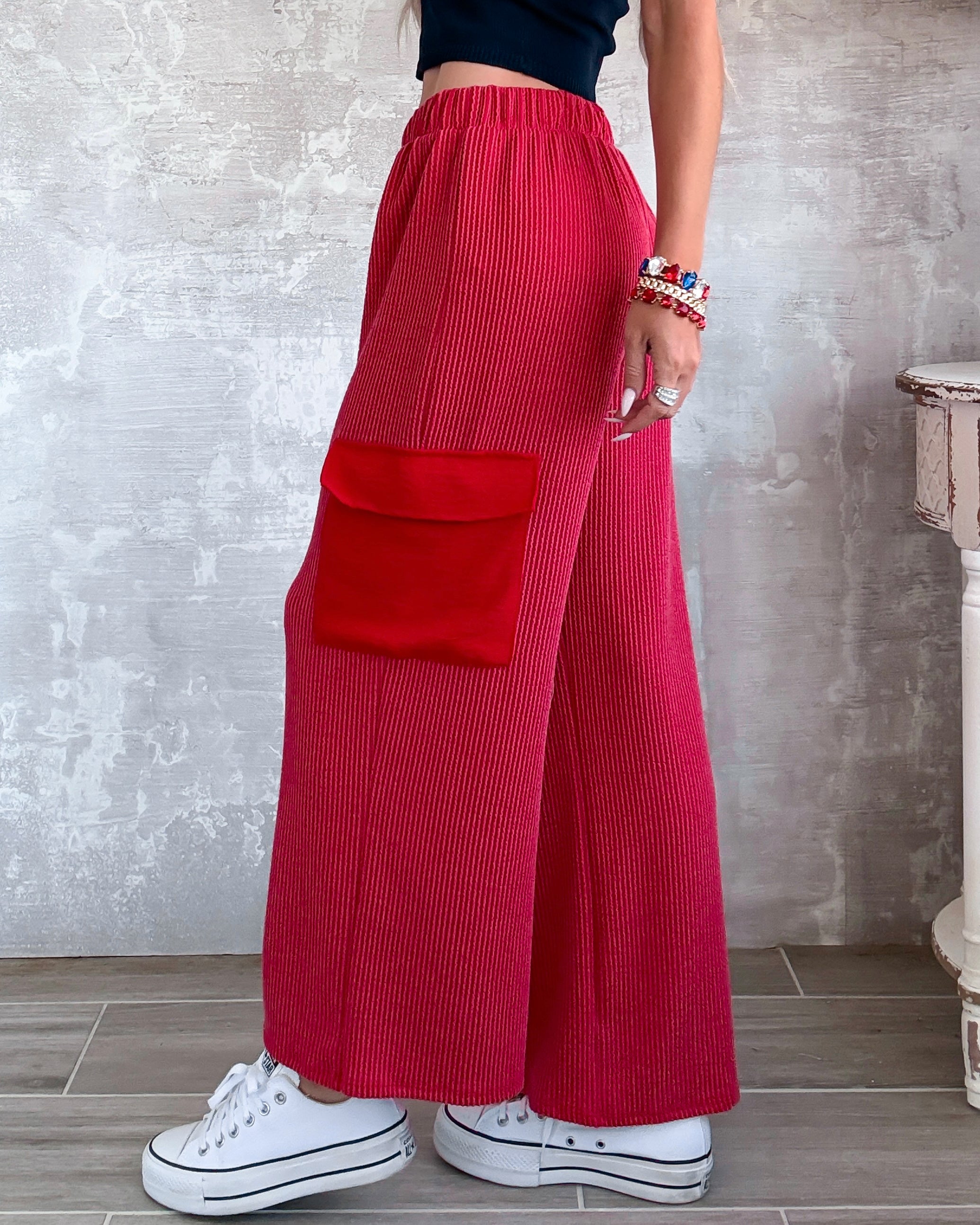 Relaxed Victory Corded Cargo Pants - Red