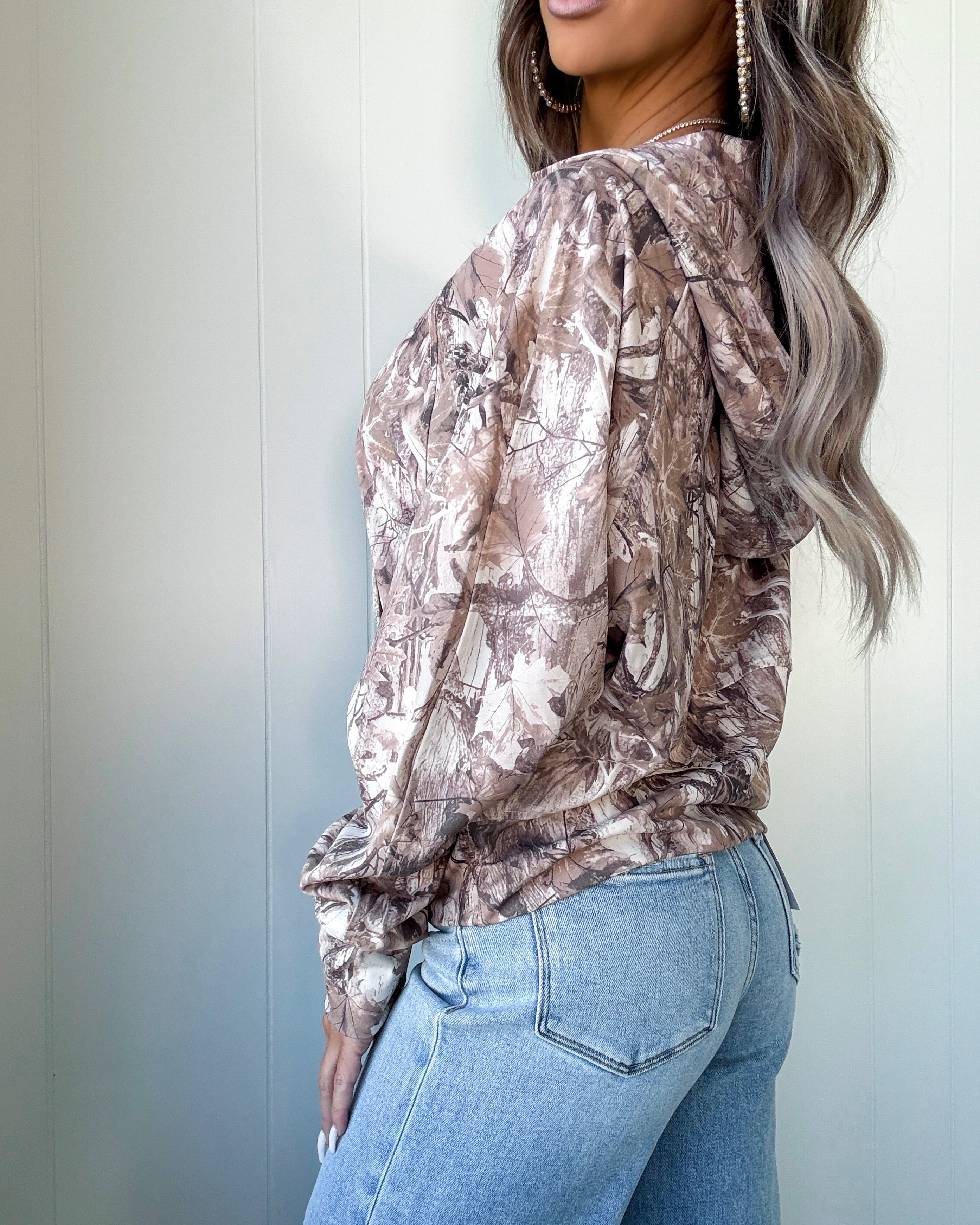 Hidden Heart 1/4 Zip Pullover - Camo