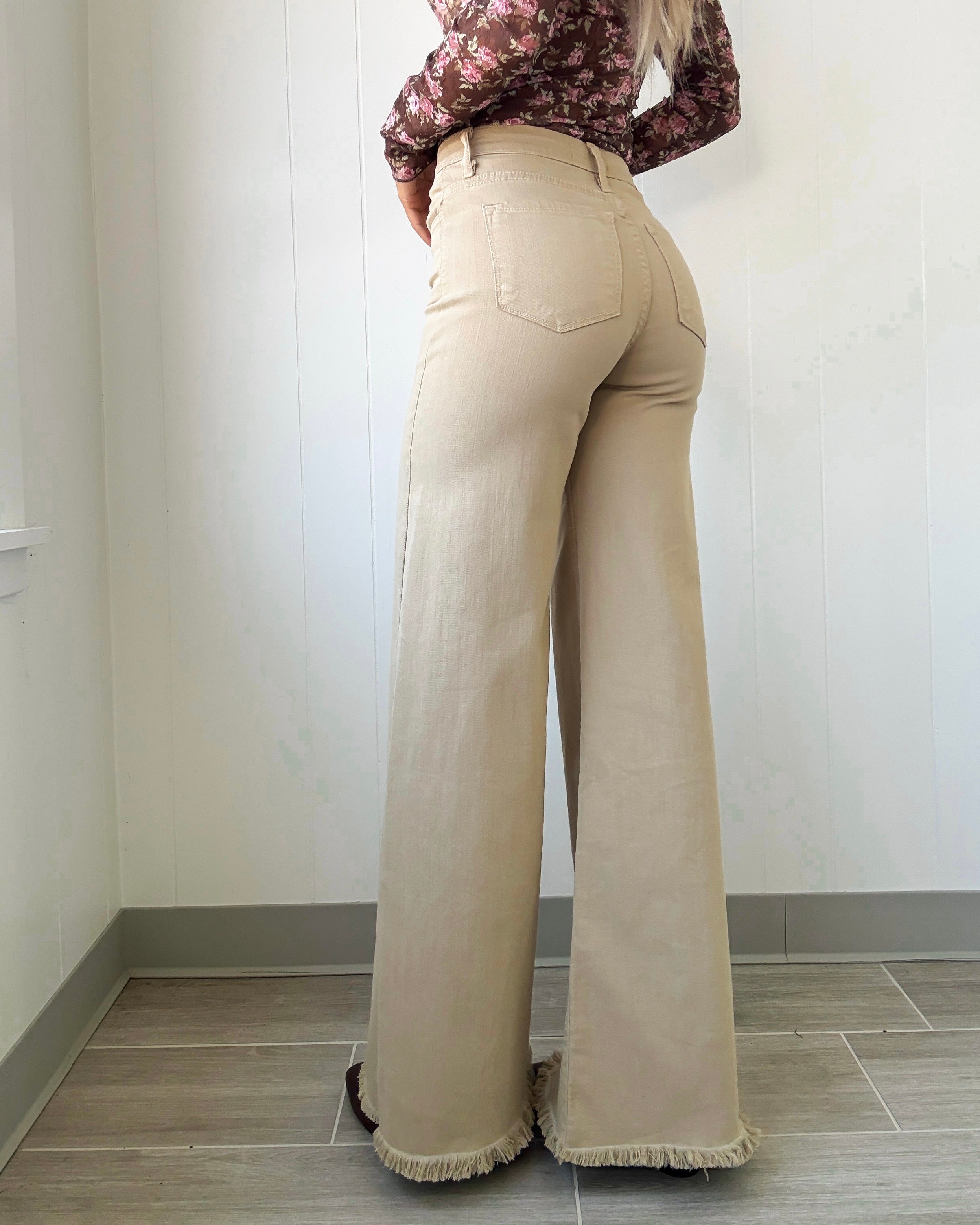 Kaley Straight Flare Jeans - Latte