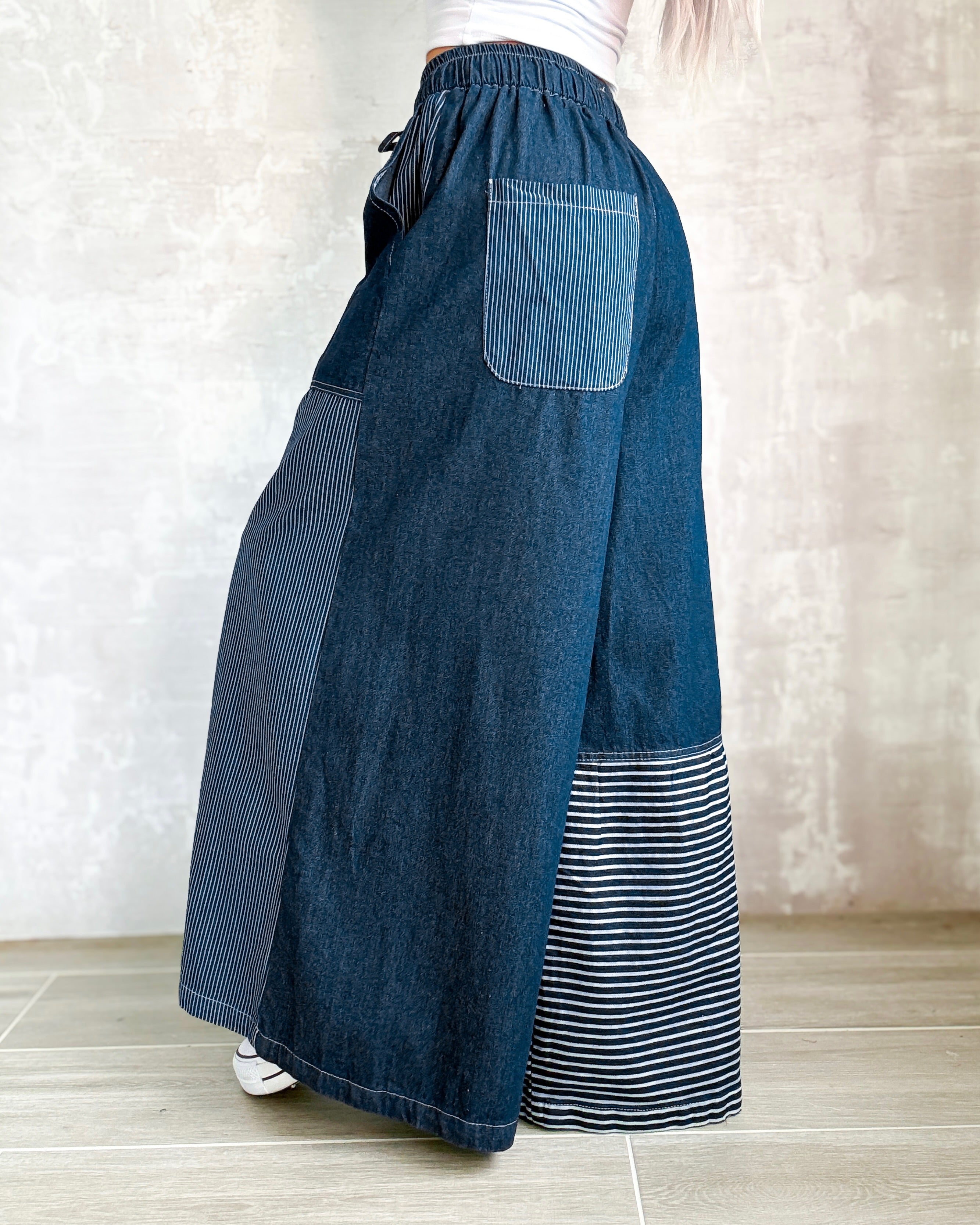 Liberty Bell Frayed Star Patch Wide Leg Pants - Denim