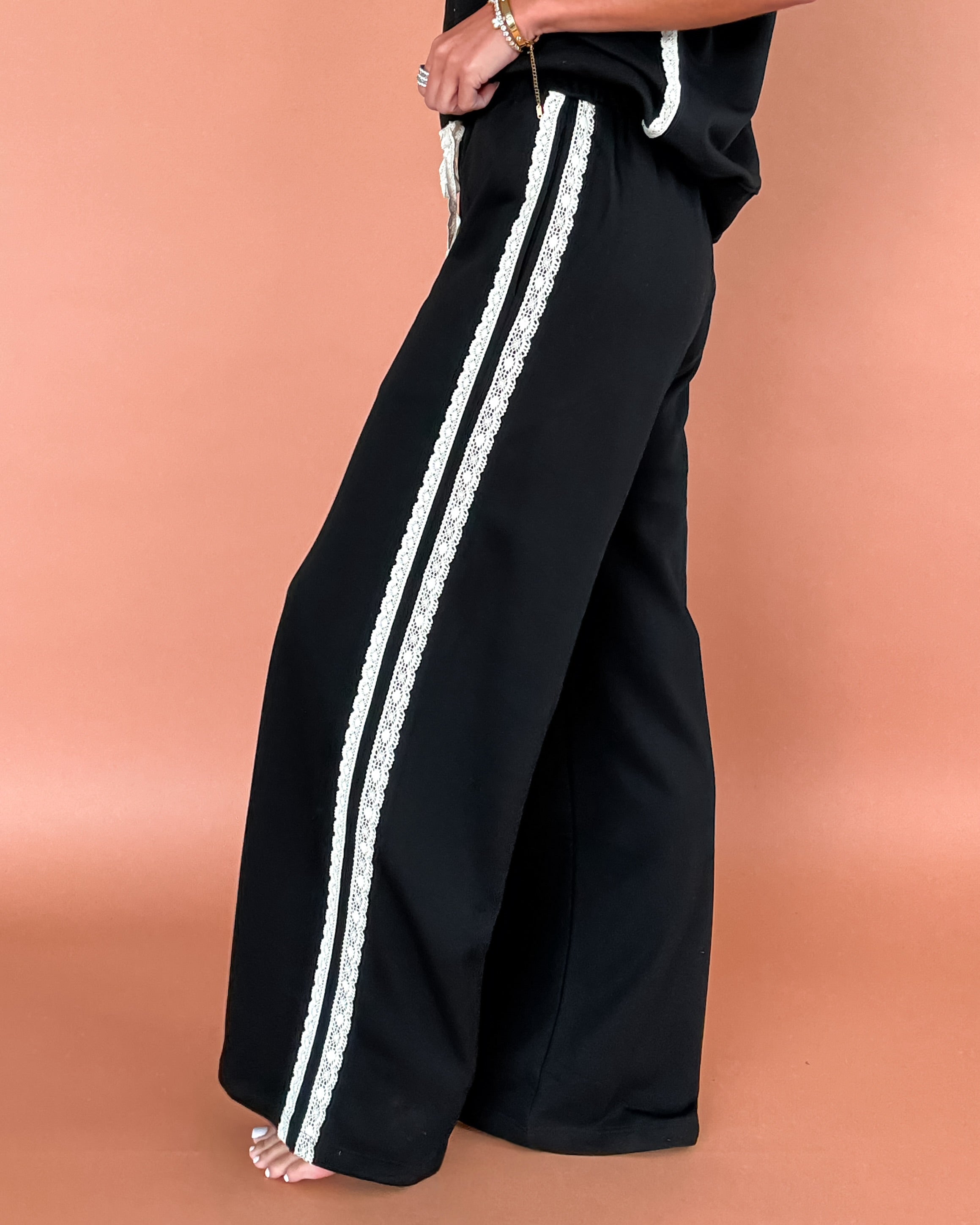 Delicate Details Lace Trim Sweatpants - Black