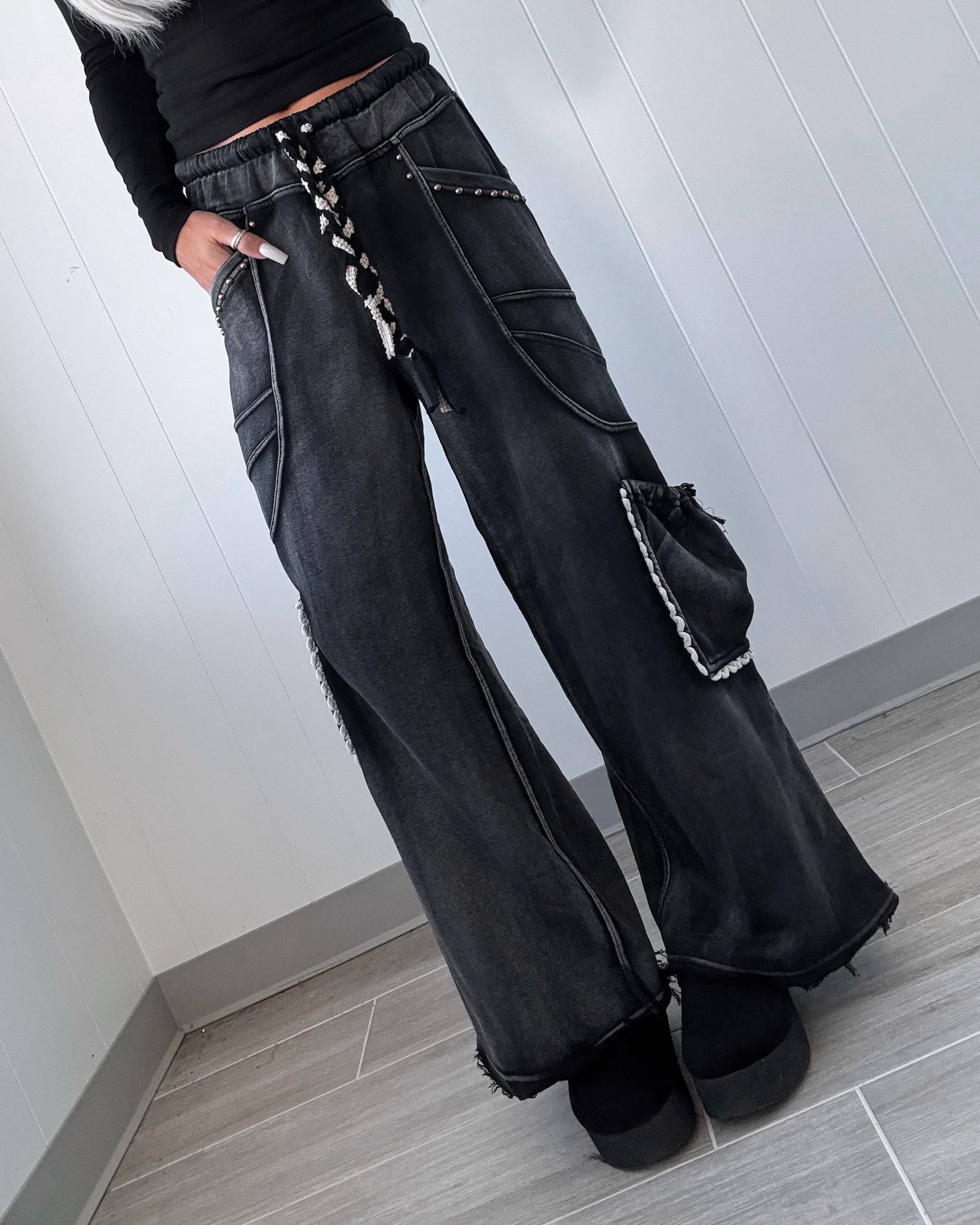 Times Like This Studded Cargo Pants - Black