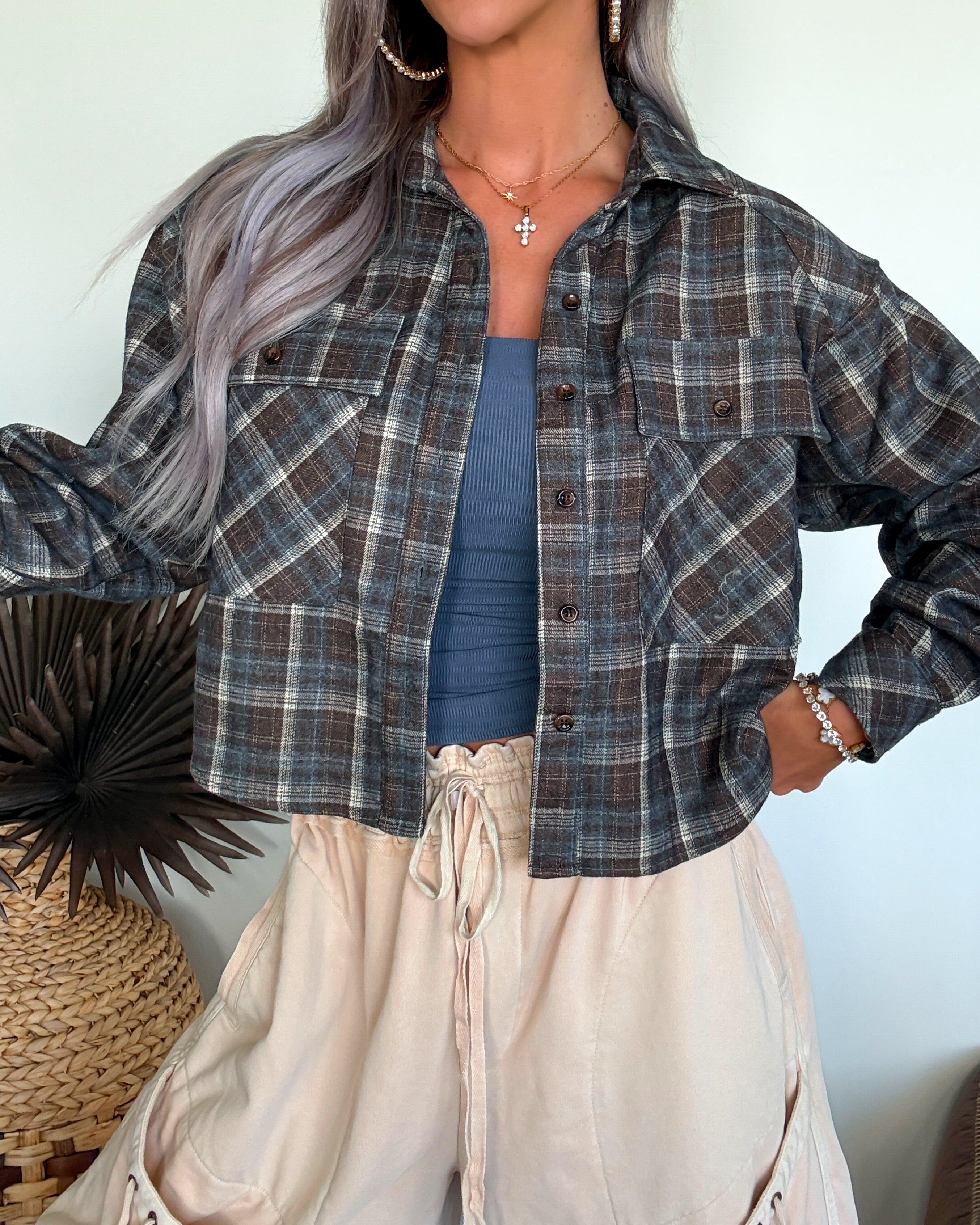 Cozy Cabin Plaid Button-Up Shirt - Mocha/Blue