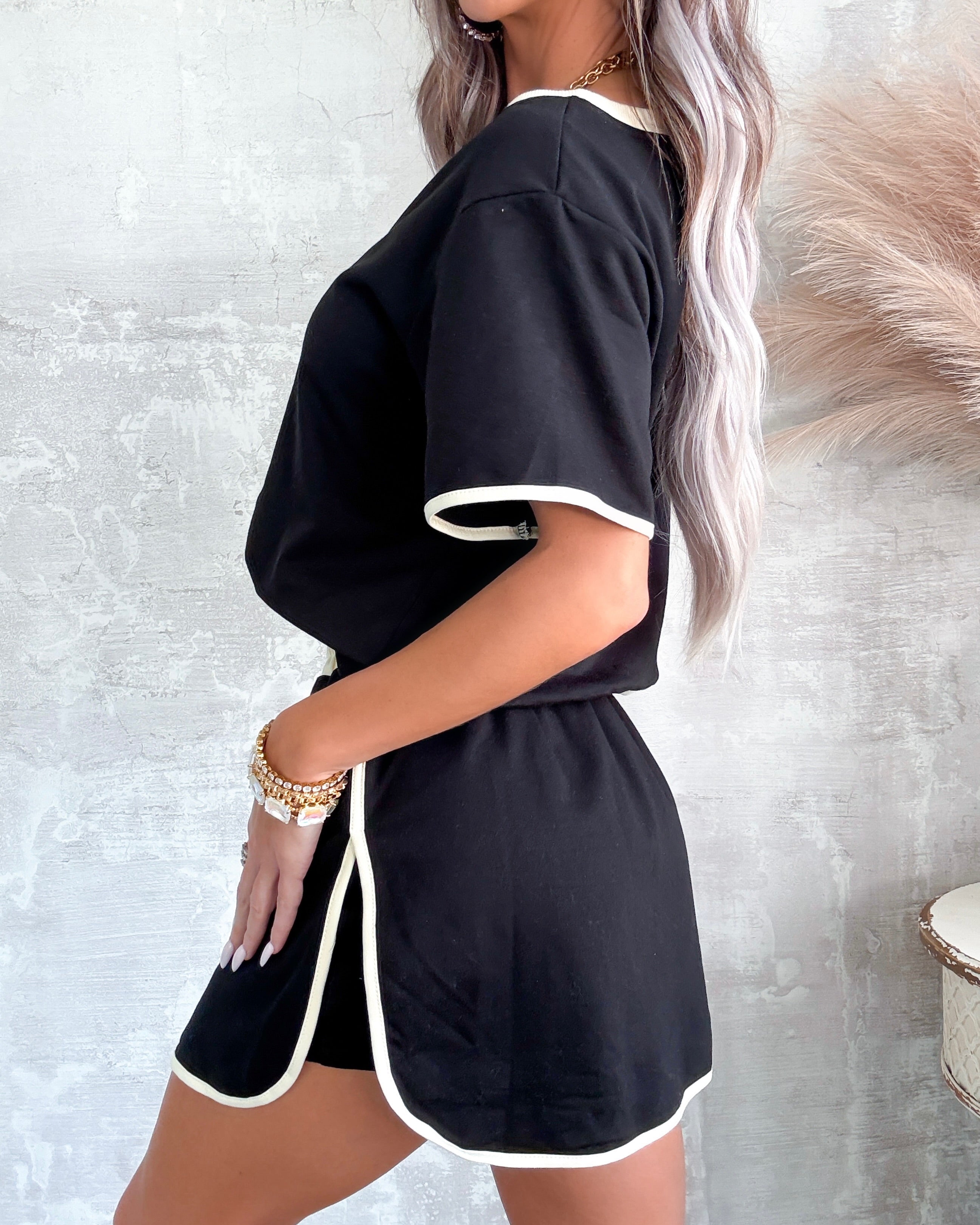 Color Edge Skirt Set - Black/Cream