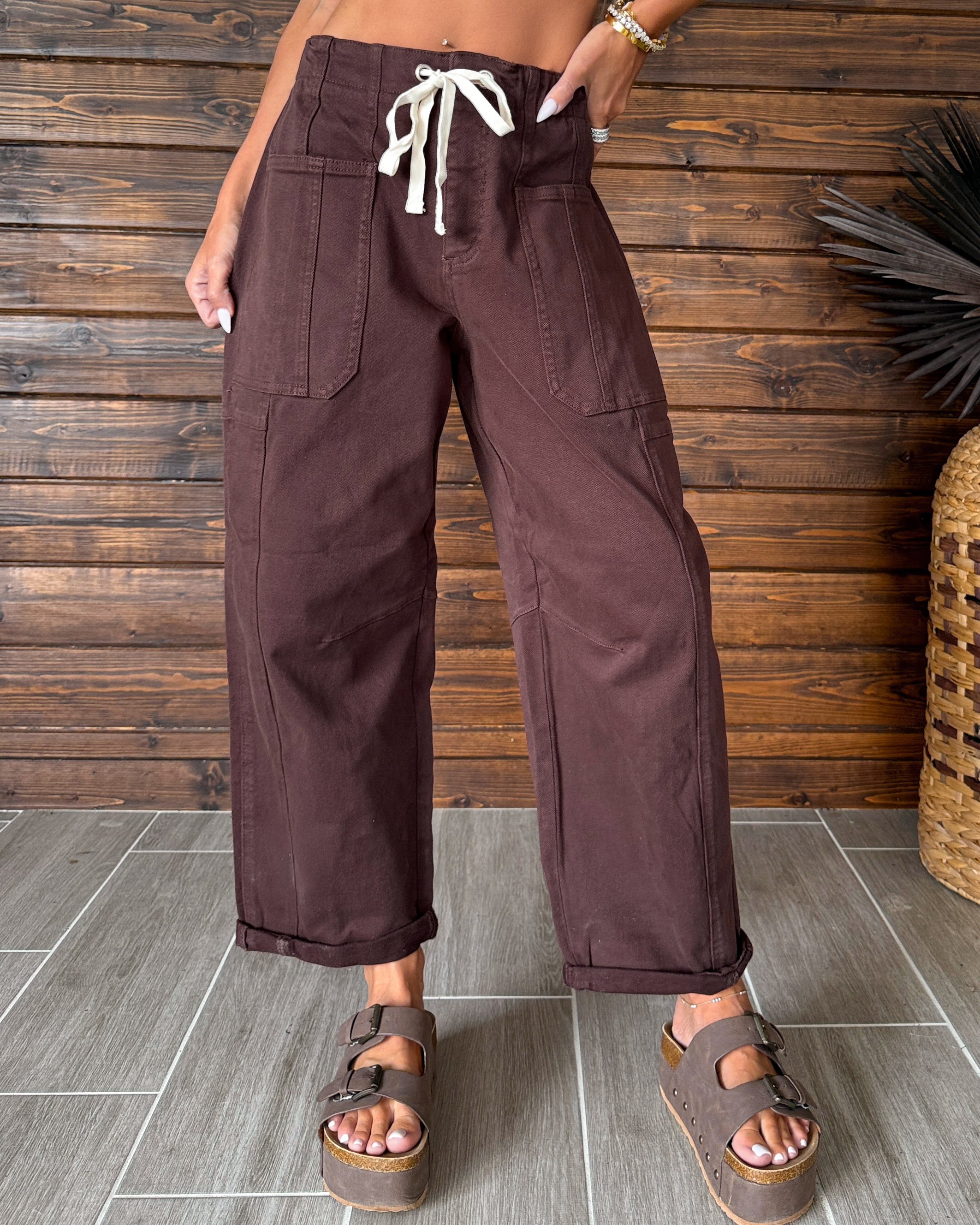 Charlie Barrel Cargo Jeans - Brown
