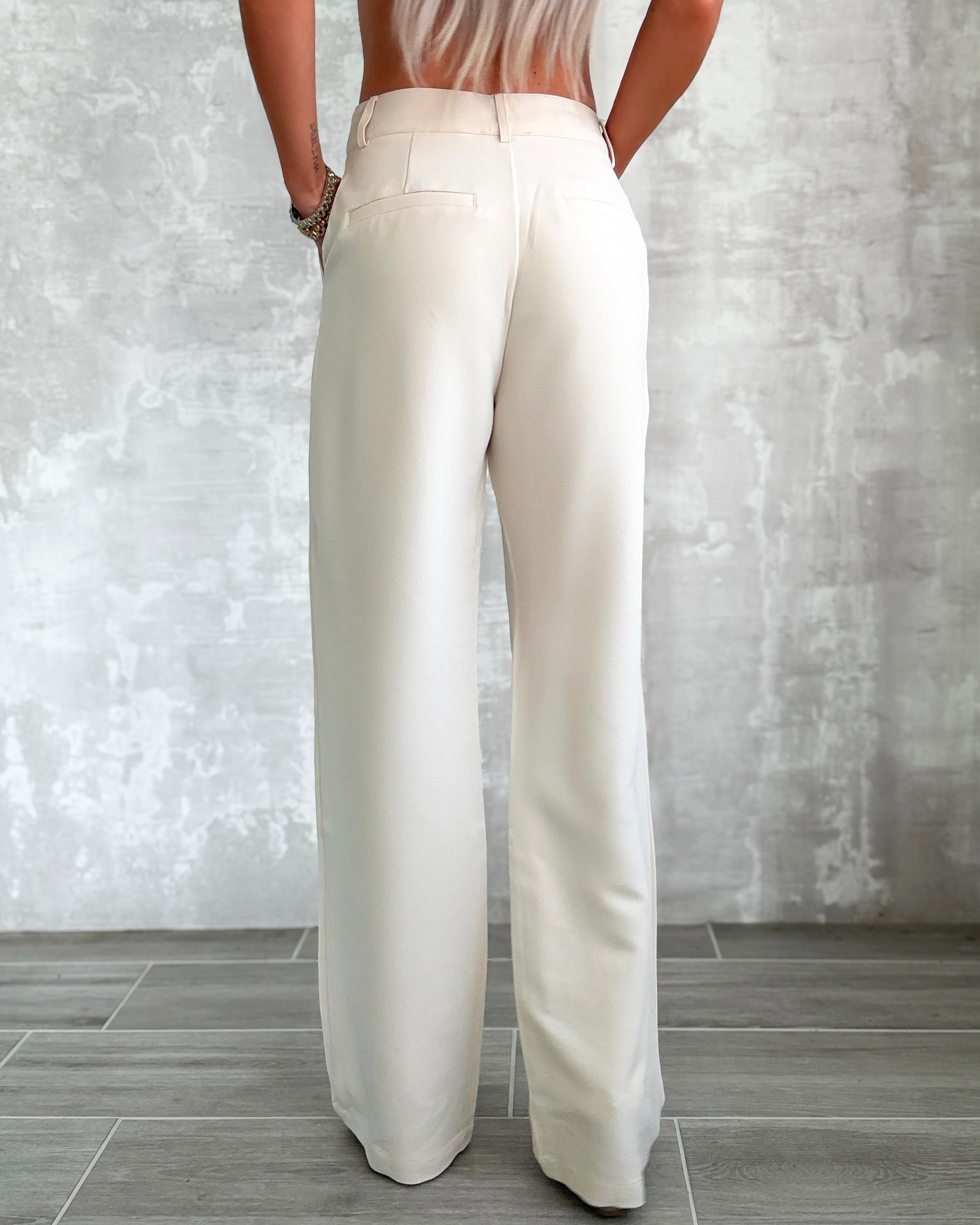 Reign Pleated Straight Leg Trousers - Cream