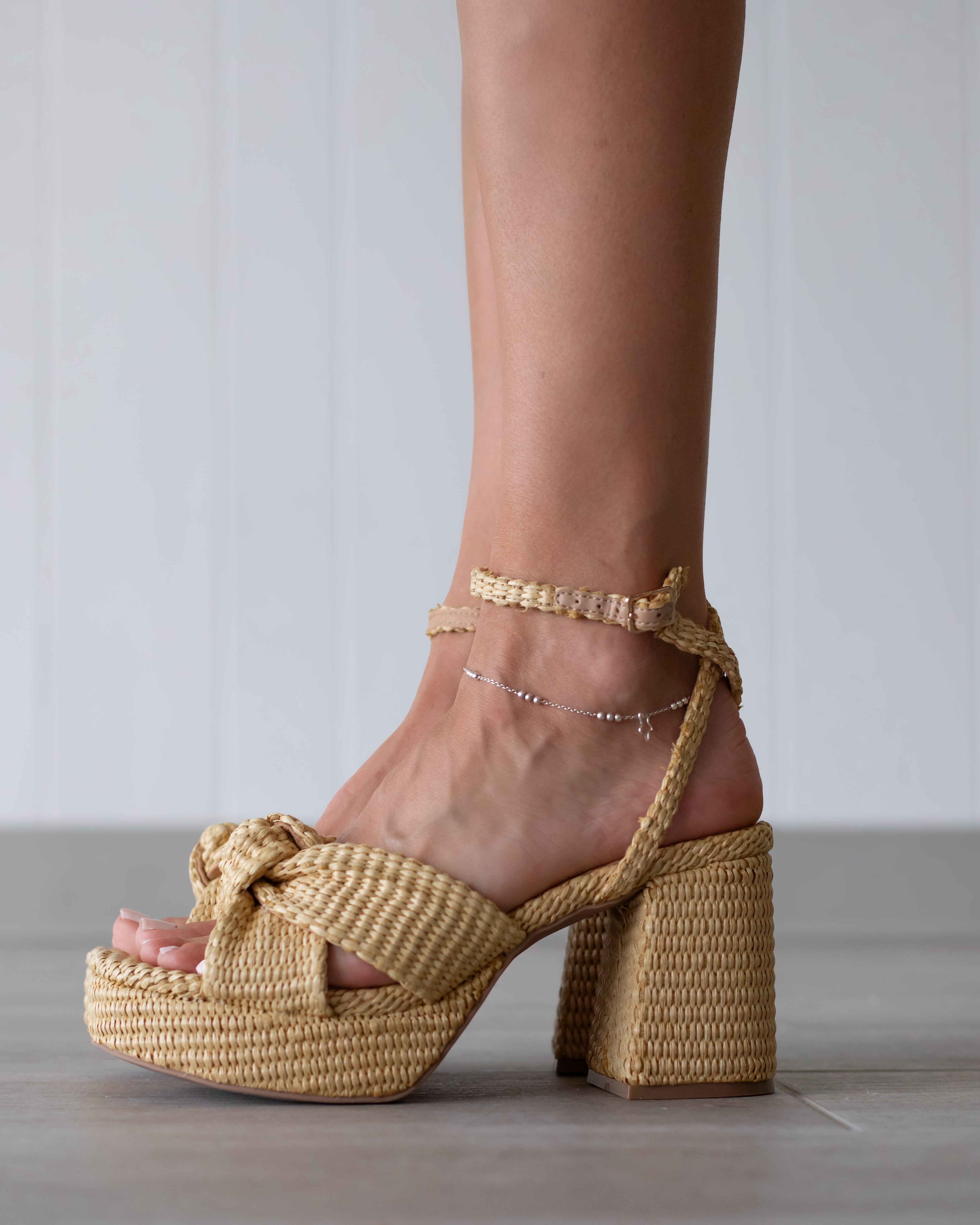 Reese Raffia Bow Heeled Sandals - Natural