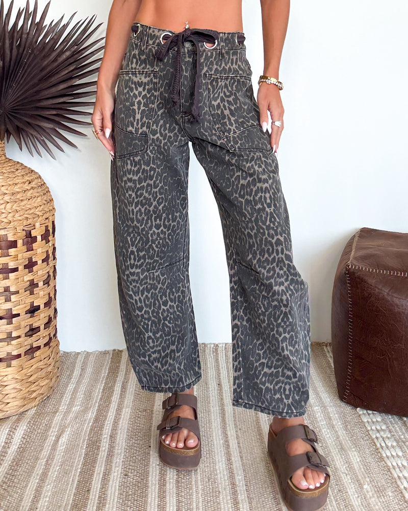 Wild Stride Leopard Barrel Jeans
