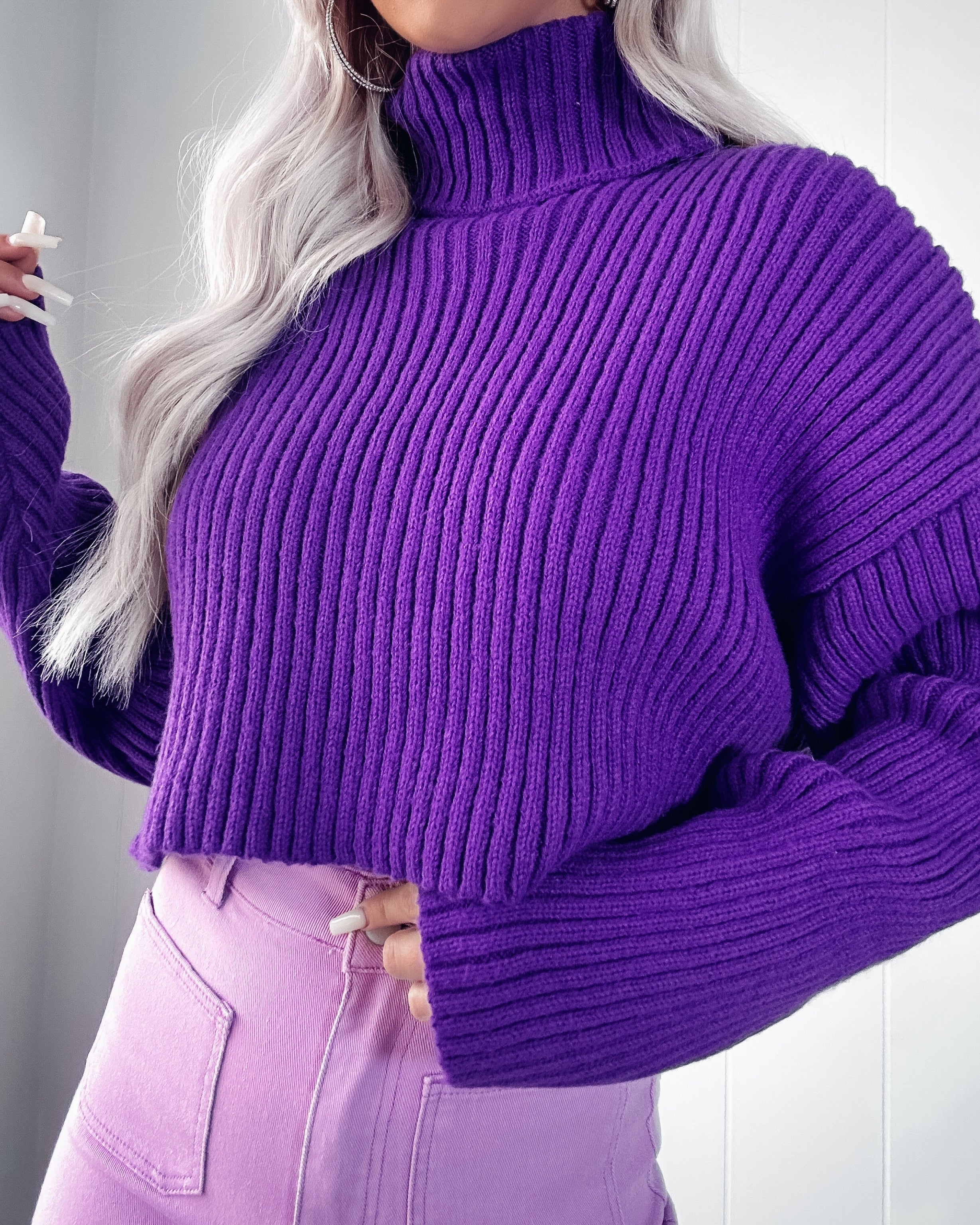Smile Back Cropped Sweater - Purple