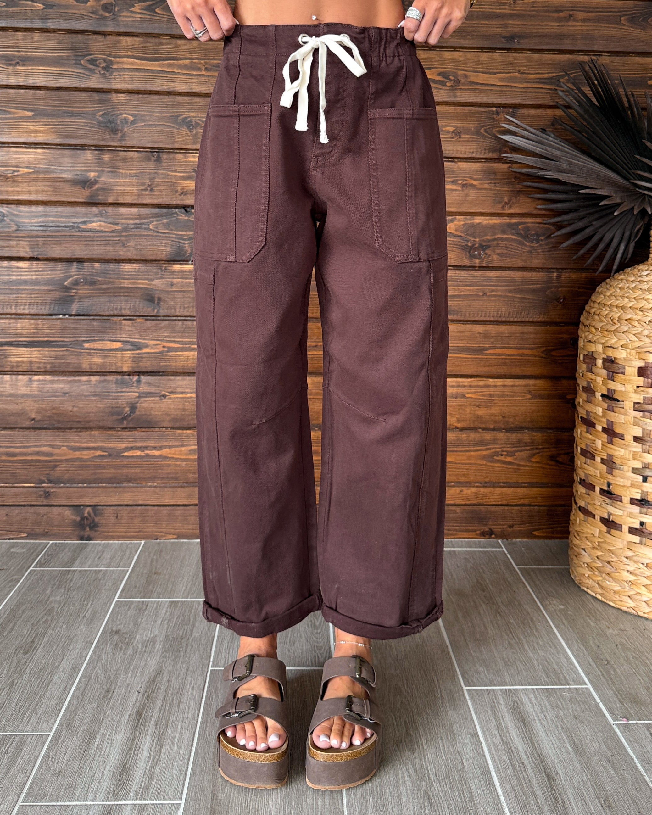 Charlie Barrel Cargo Jeans - Brown