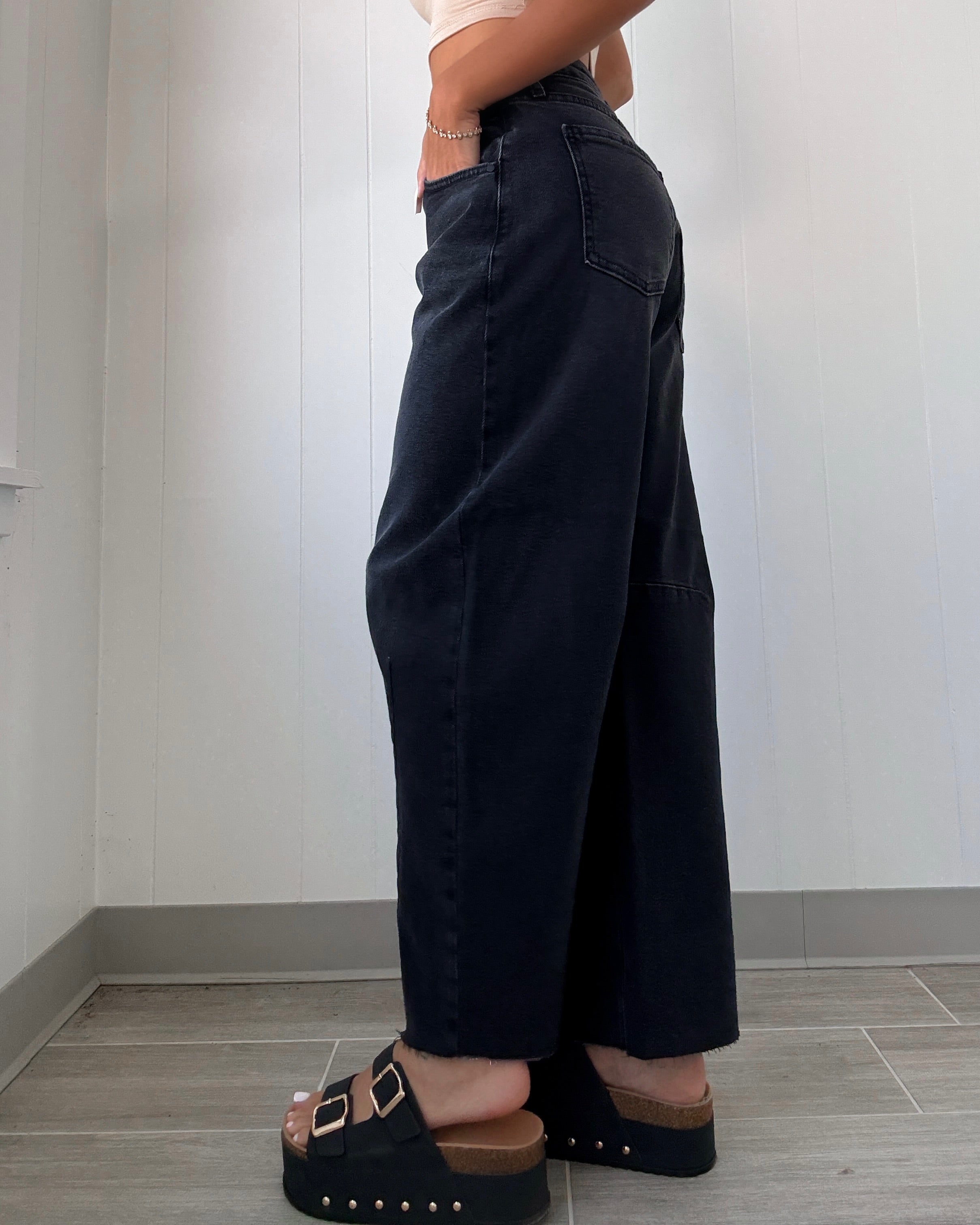 Madison Barrel Jeans - Black