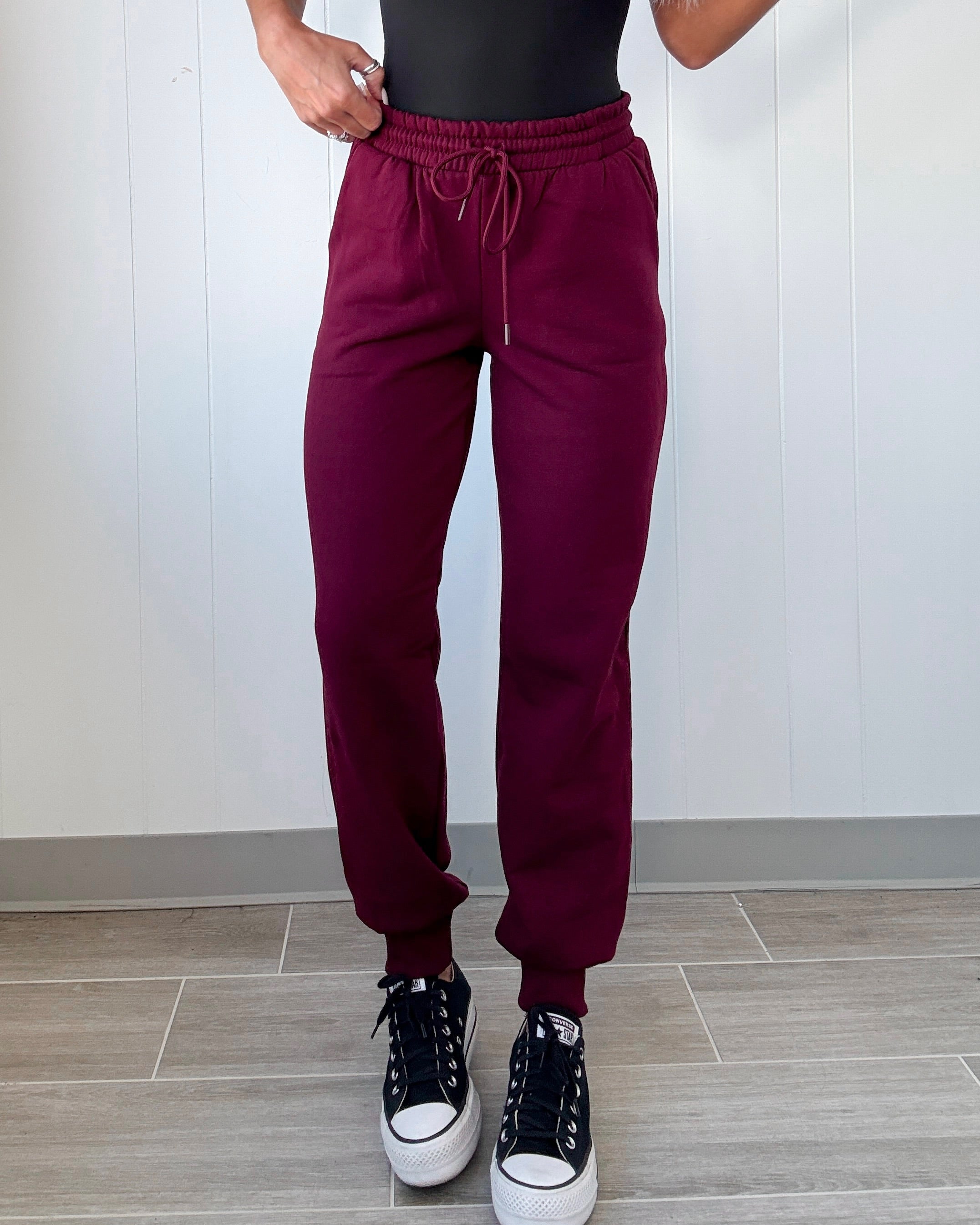 DOORBUSTER Jogger Sweatpants - Burgundy