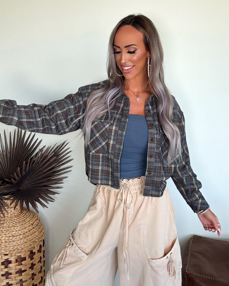 Cozy Cabin Plaid Button-Up Shirt - Mocha/Blue