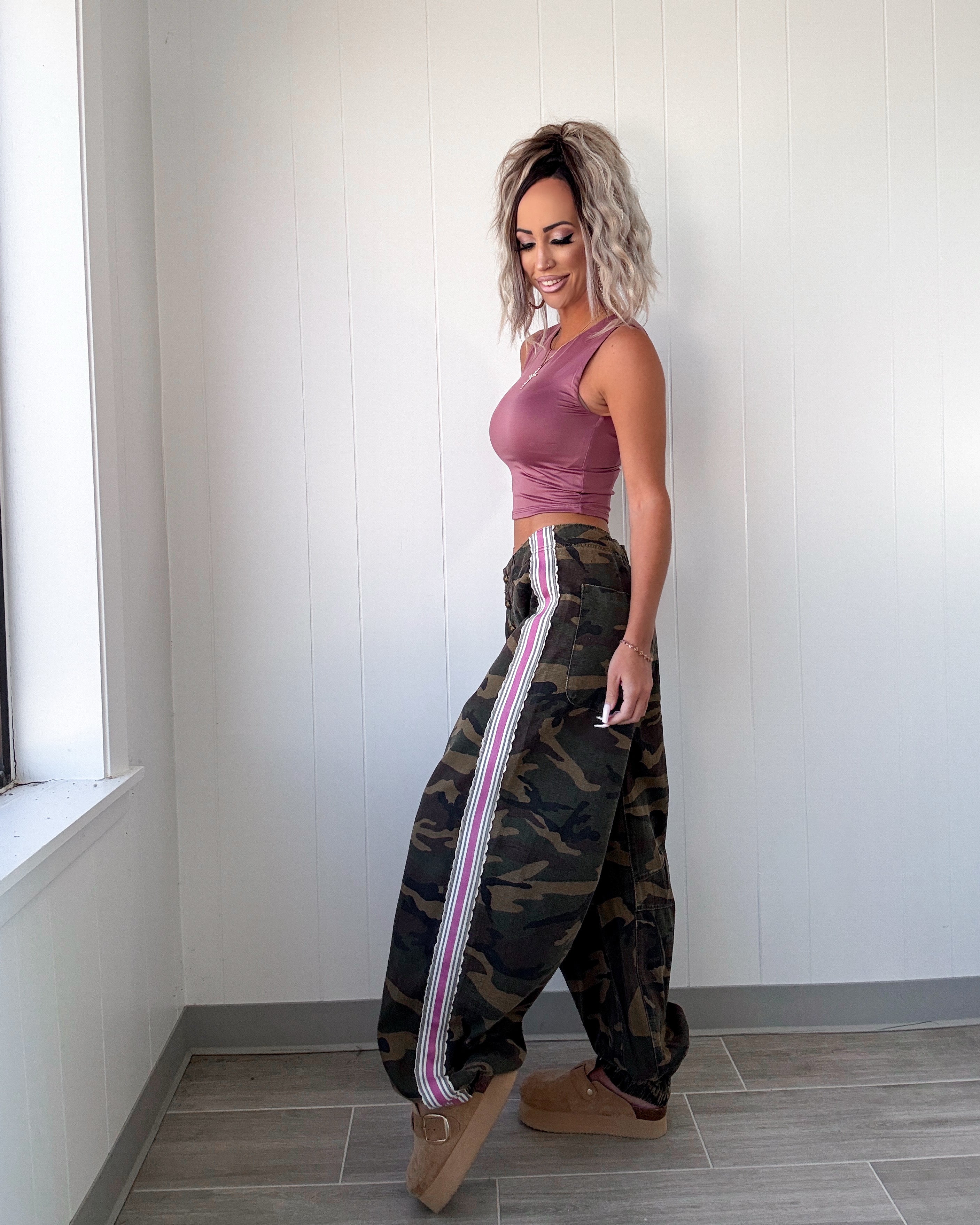 Rosey Lace Lined Camo Joggers - Olive