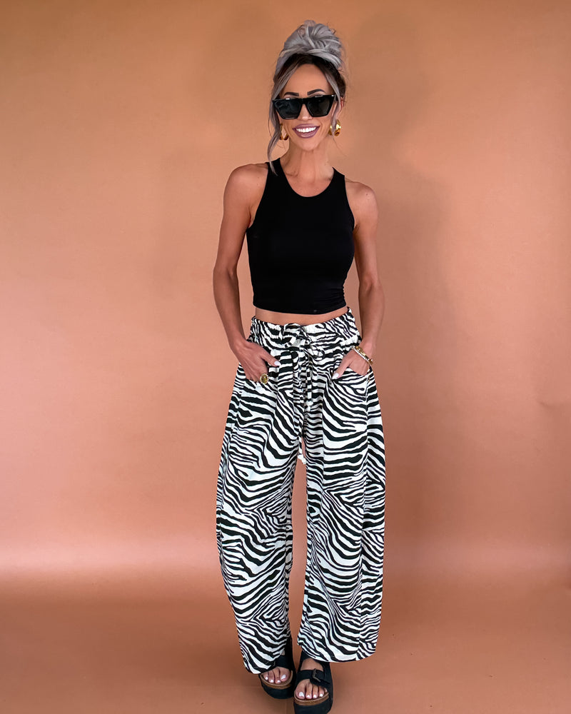 Untamed Energy Barrel Sweatpants - Zebra