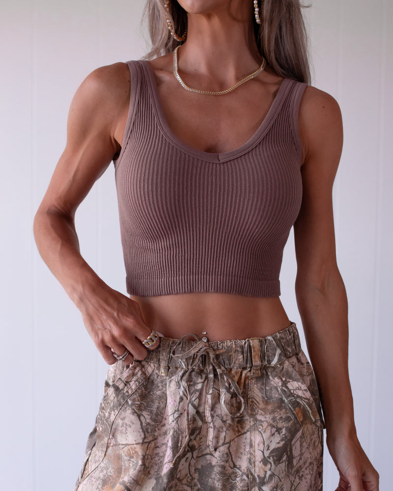Ribbed Seamless Cropped Tank - Brown