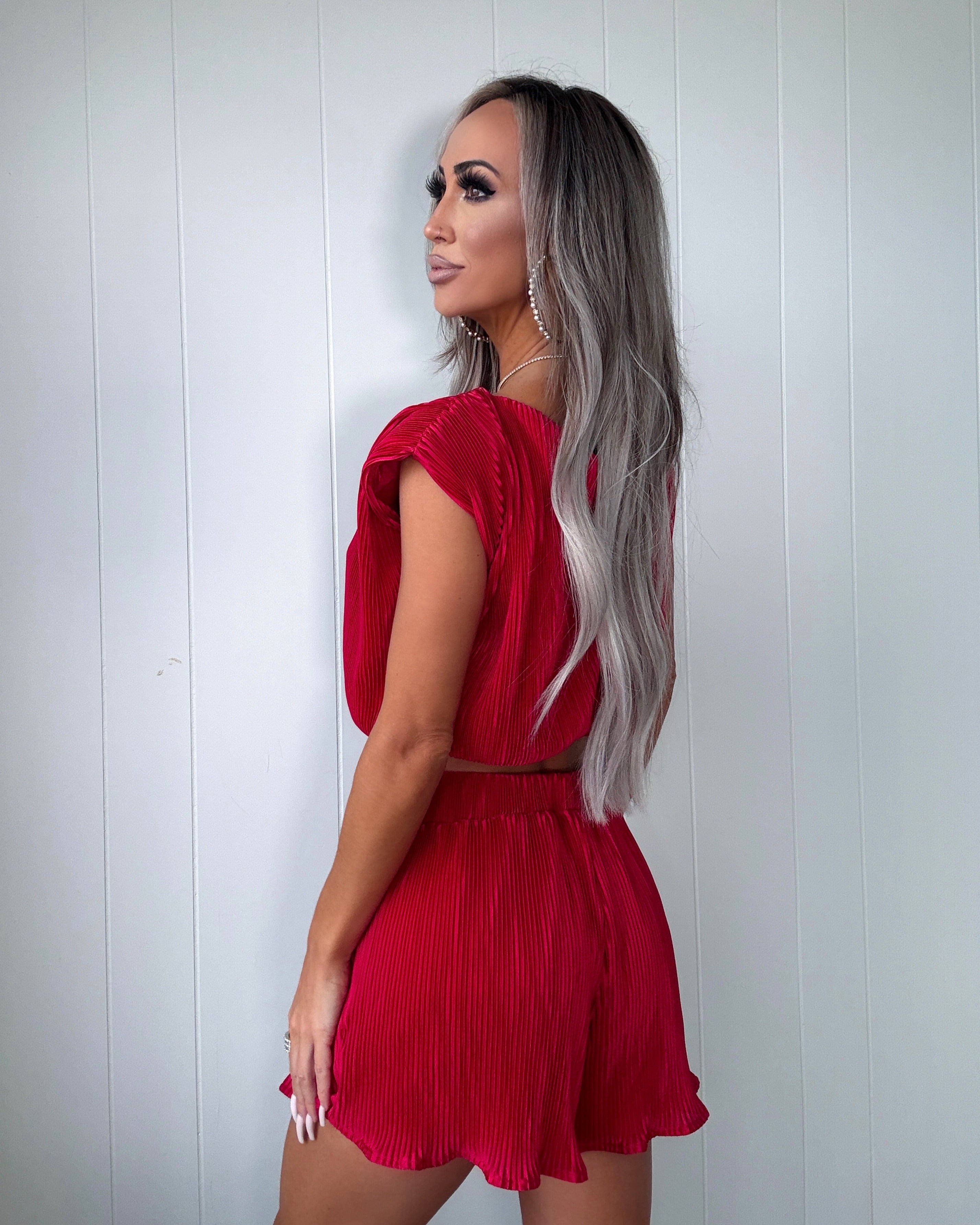 Frosted Magic Pleated Shorts Set - Red