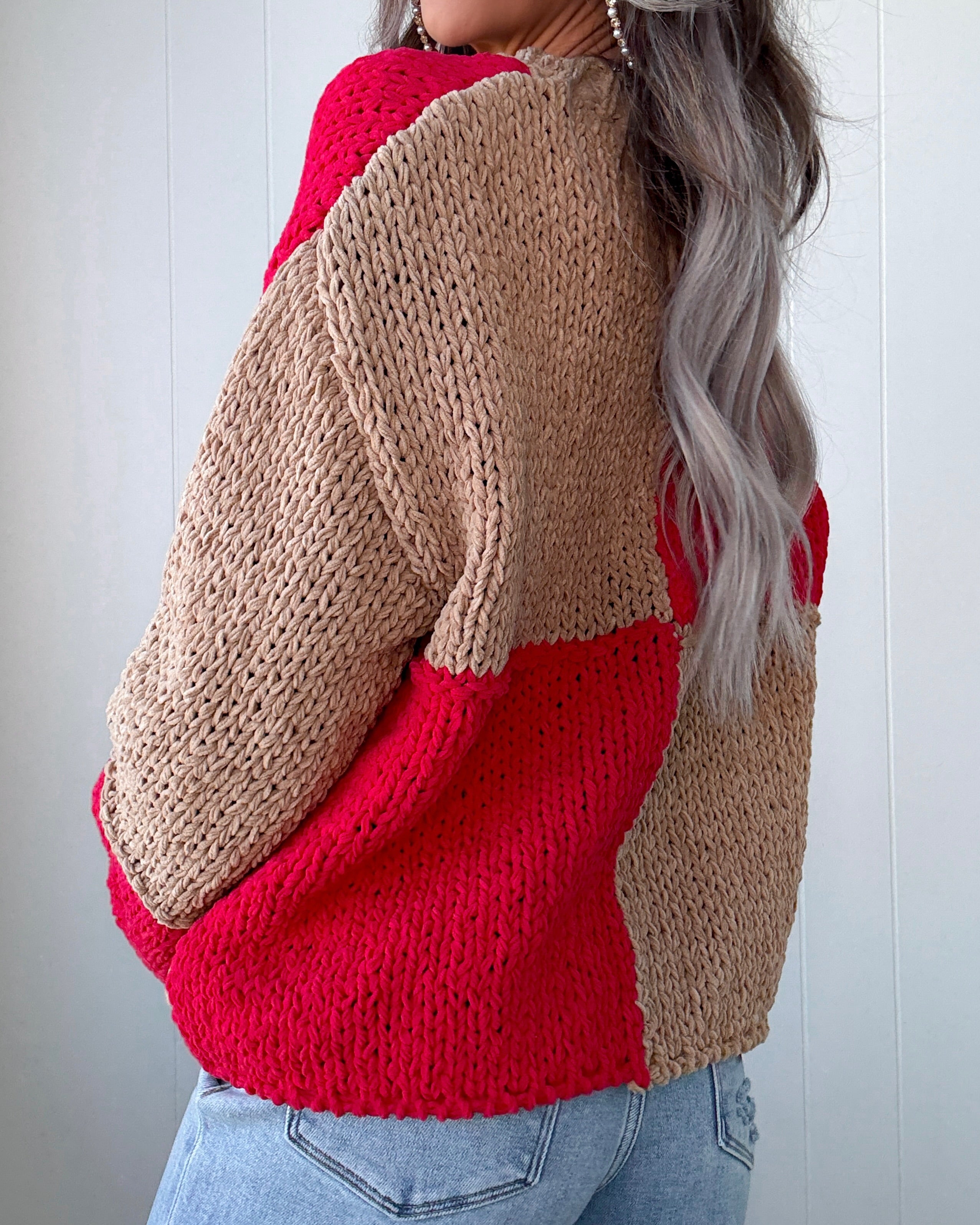 DOORBUSTER Checkered Sweater - Taupe/Red