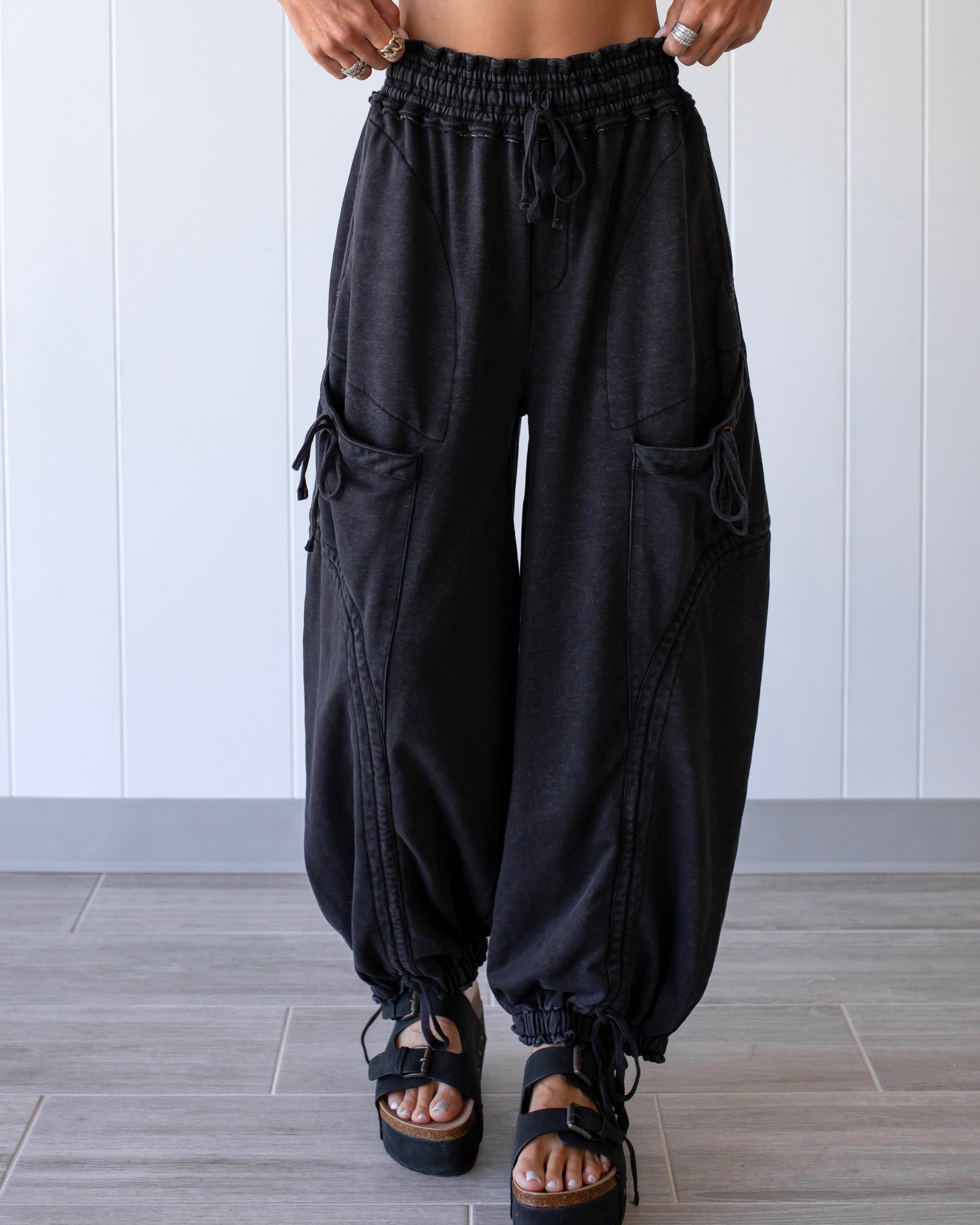 Rosie Balloon Tie Pants - Black