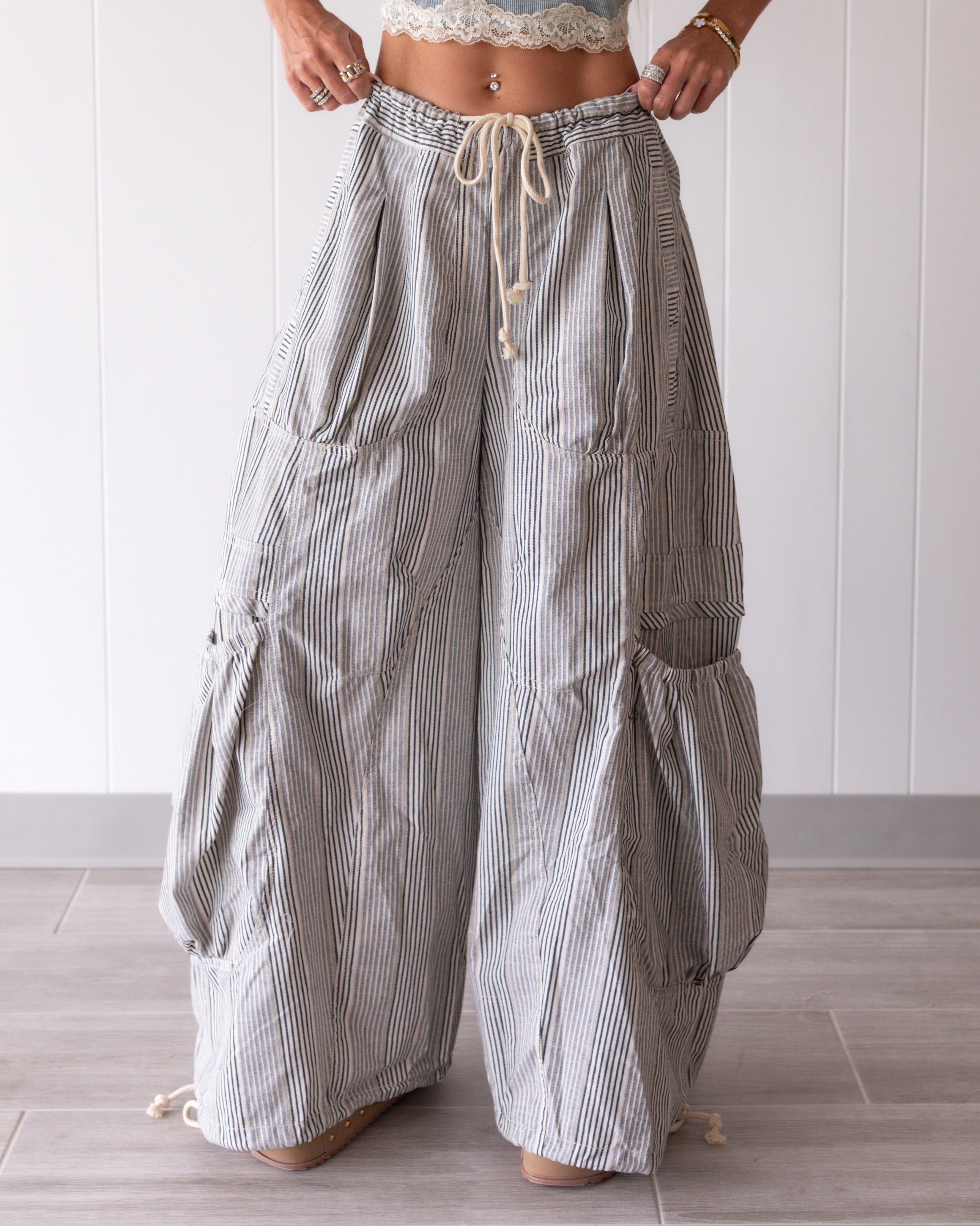 Ribbon & Run Parachute Pants - Natural/Denim