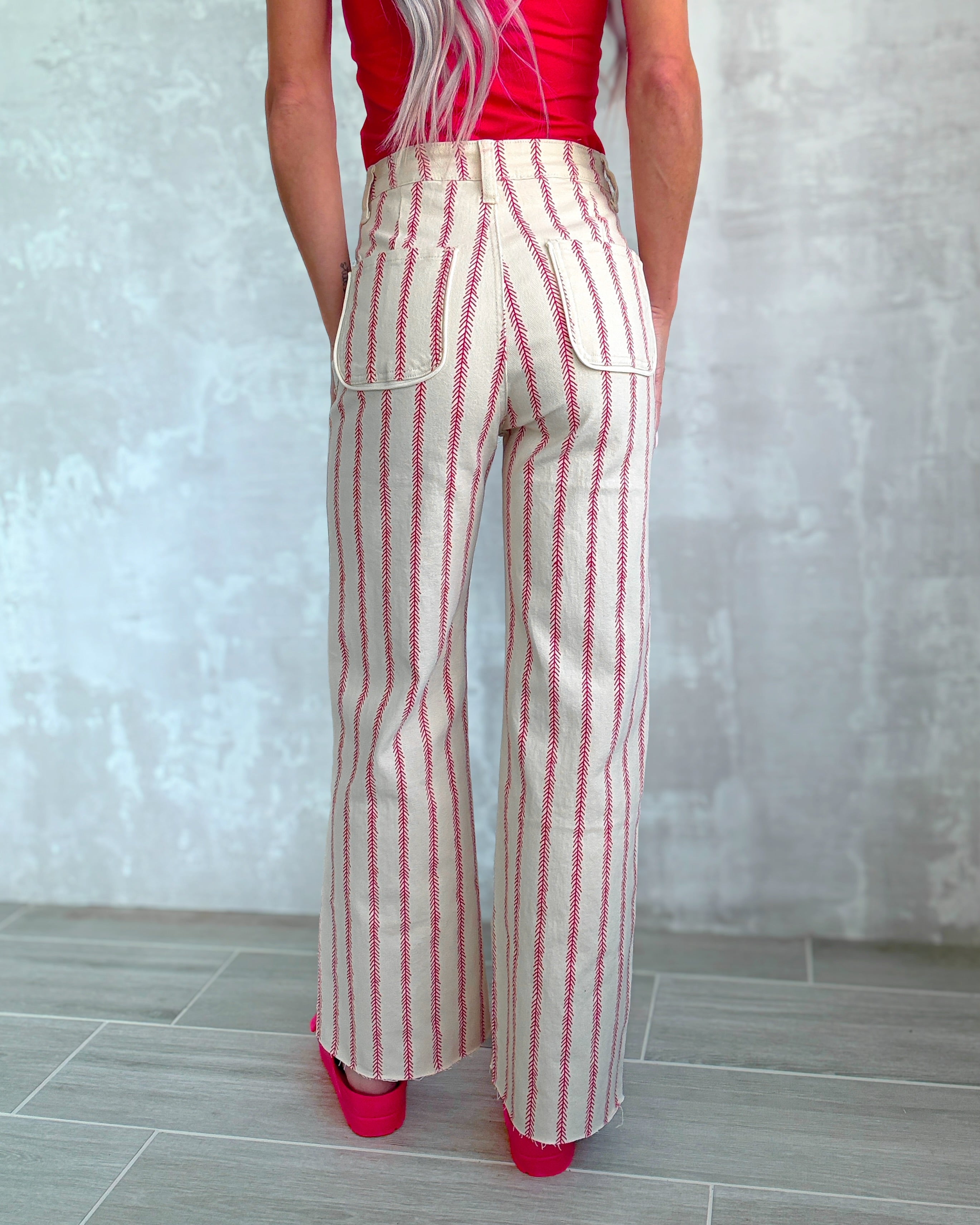 Baseball Stitch Raw Hem Jeans