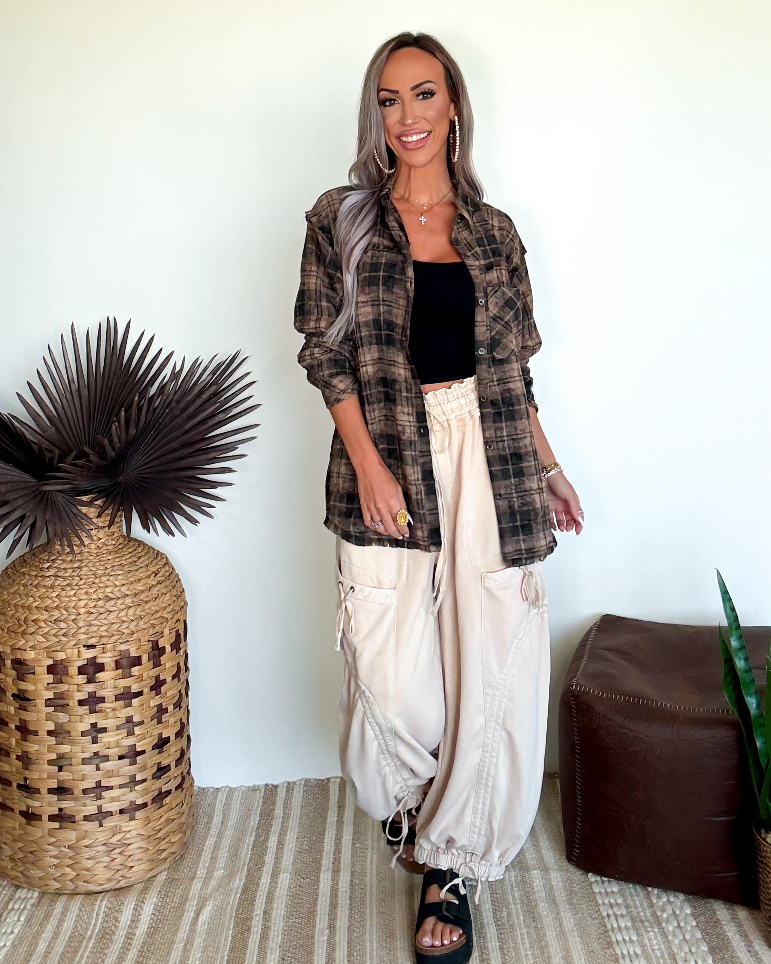 Campfire Chic Flannel Shirt - Black/Brown