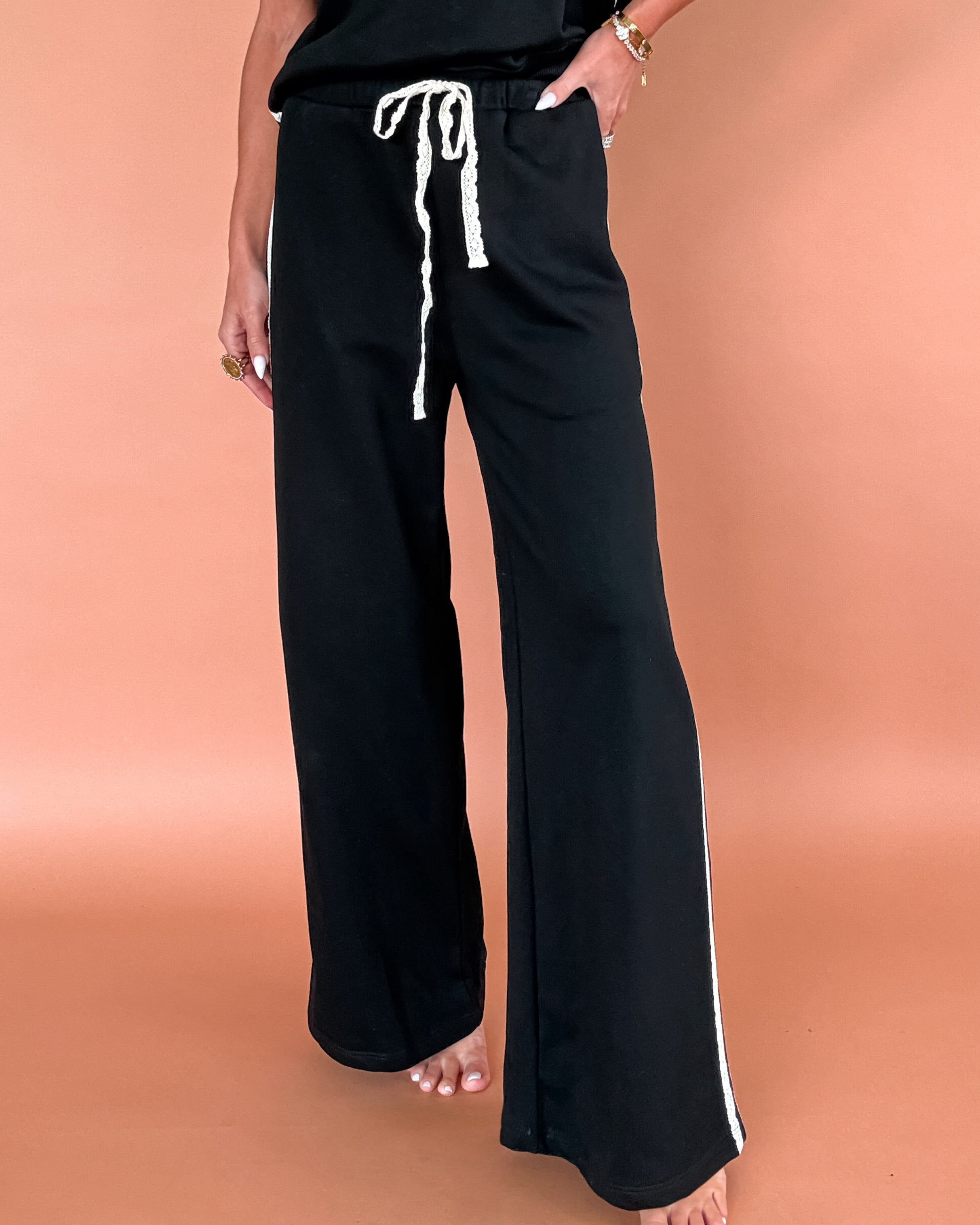 Delicate Details Lace Trim Sweatpants - Black