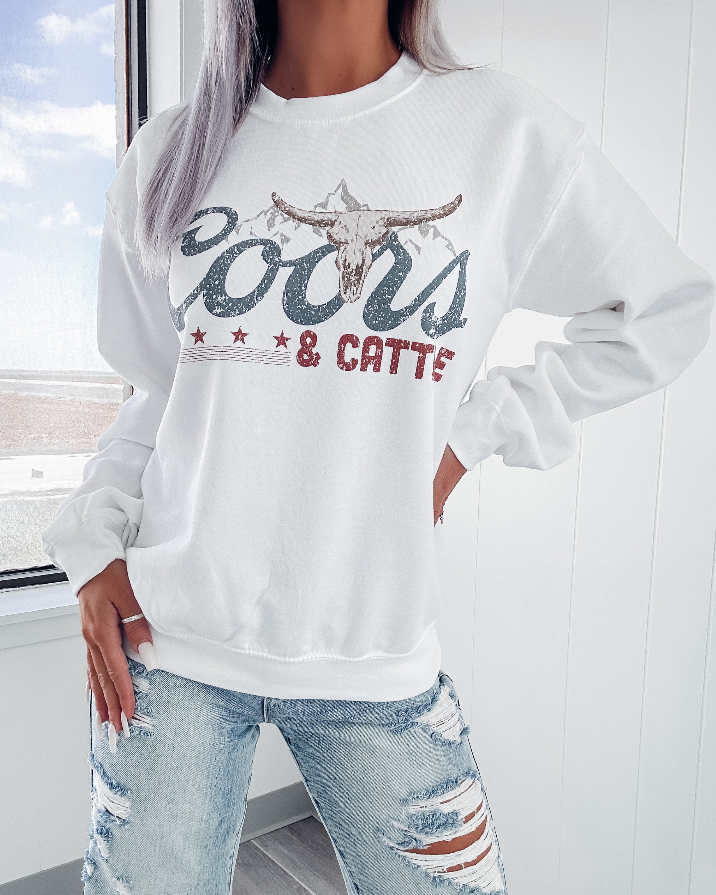 Coors & Cattle Sweatshirt - Ivory