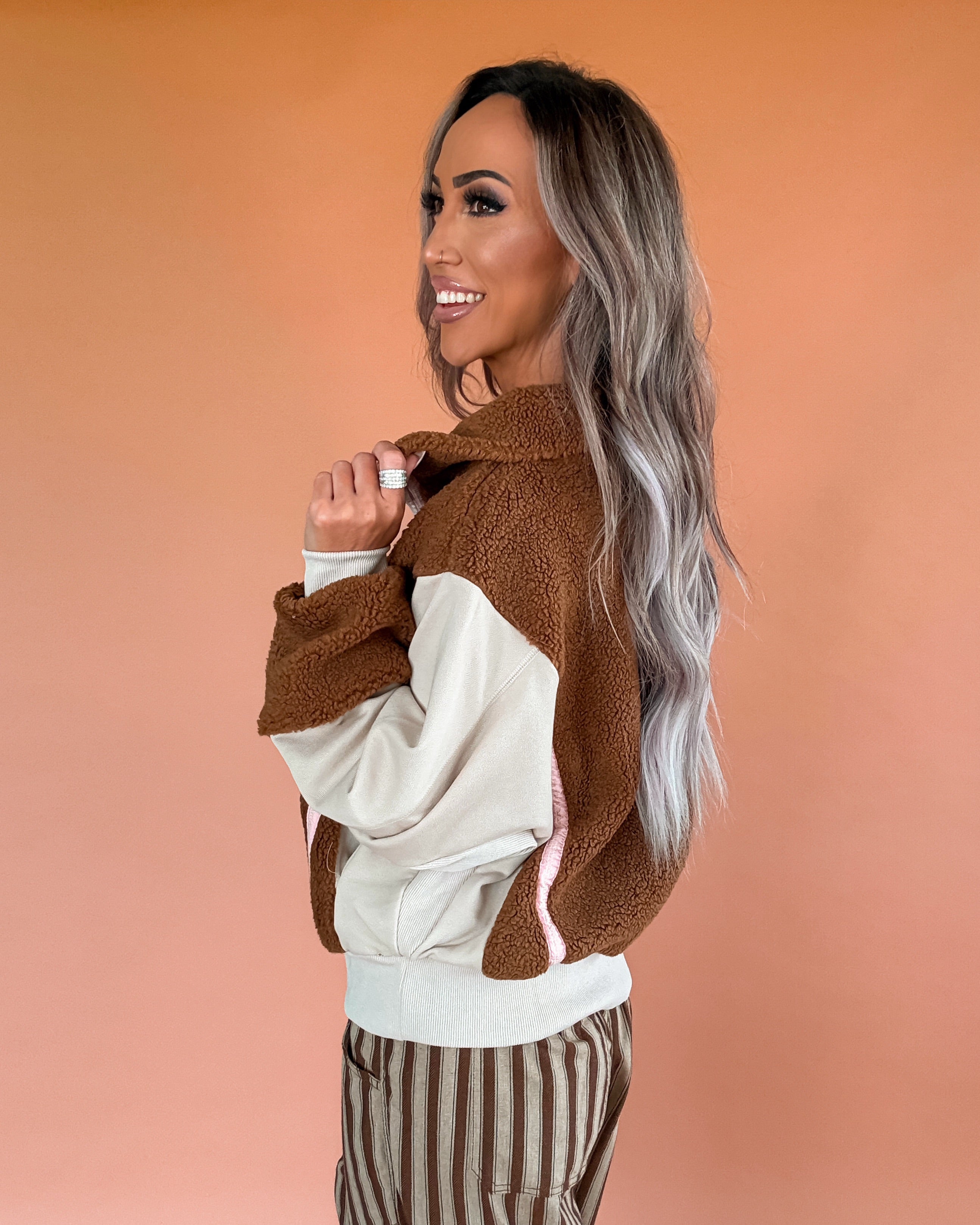 Stay Awhile Sherpa Pullover - Brown