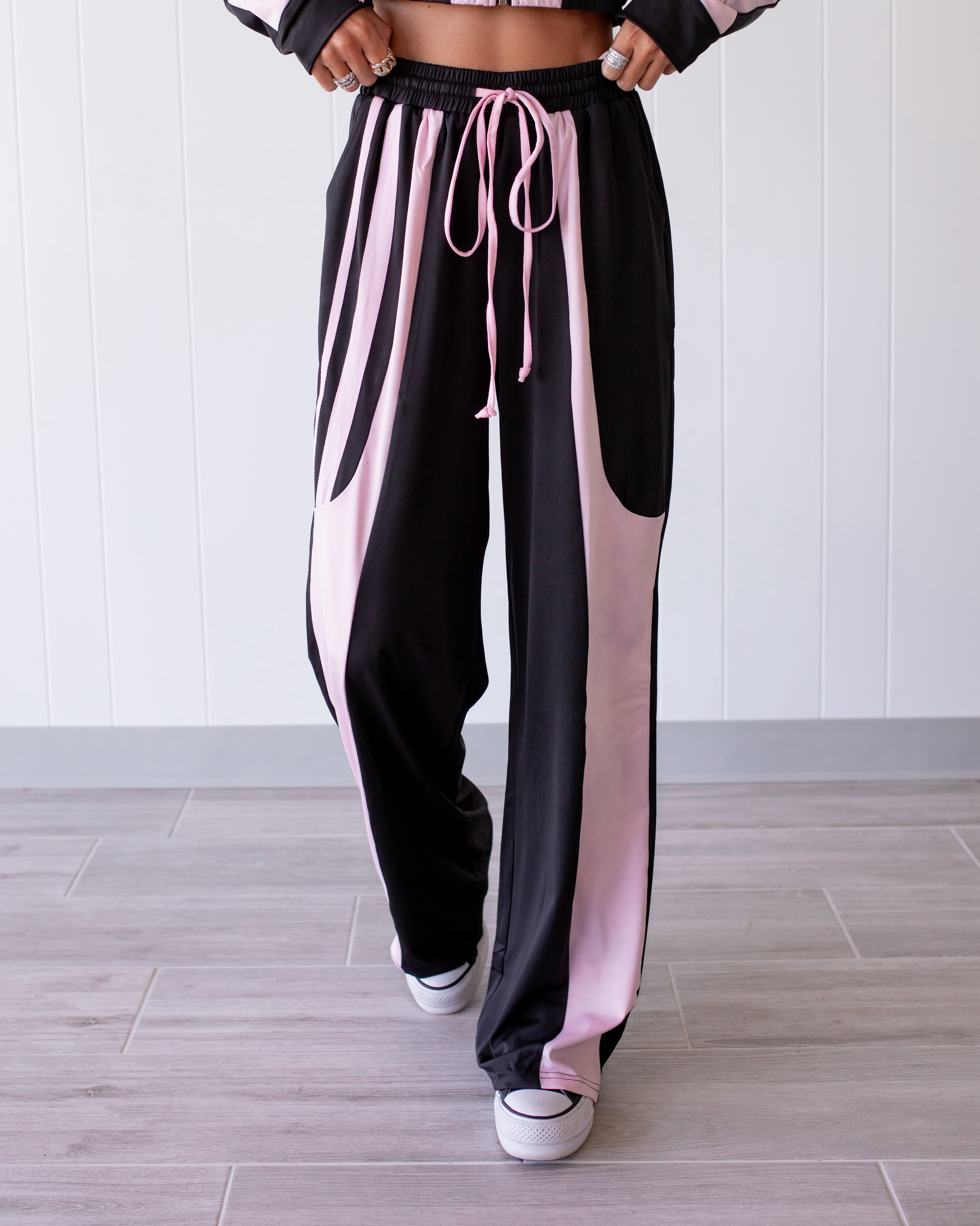 Playmaker Contrast Pants Set - Black/Pink