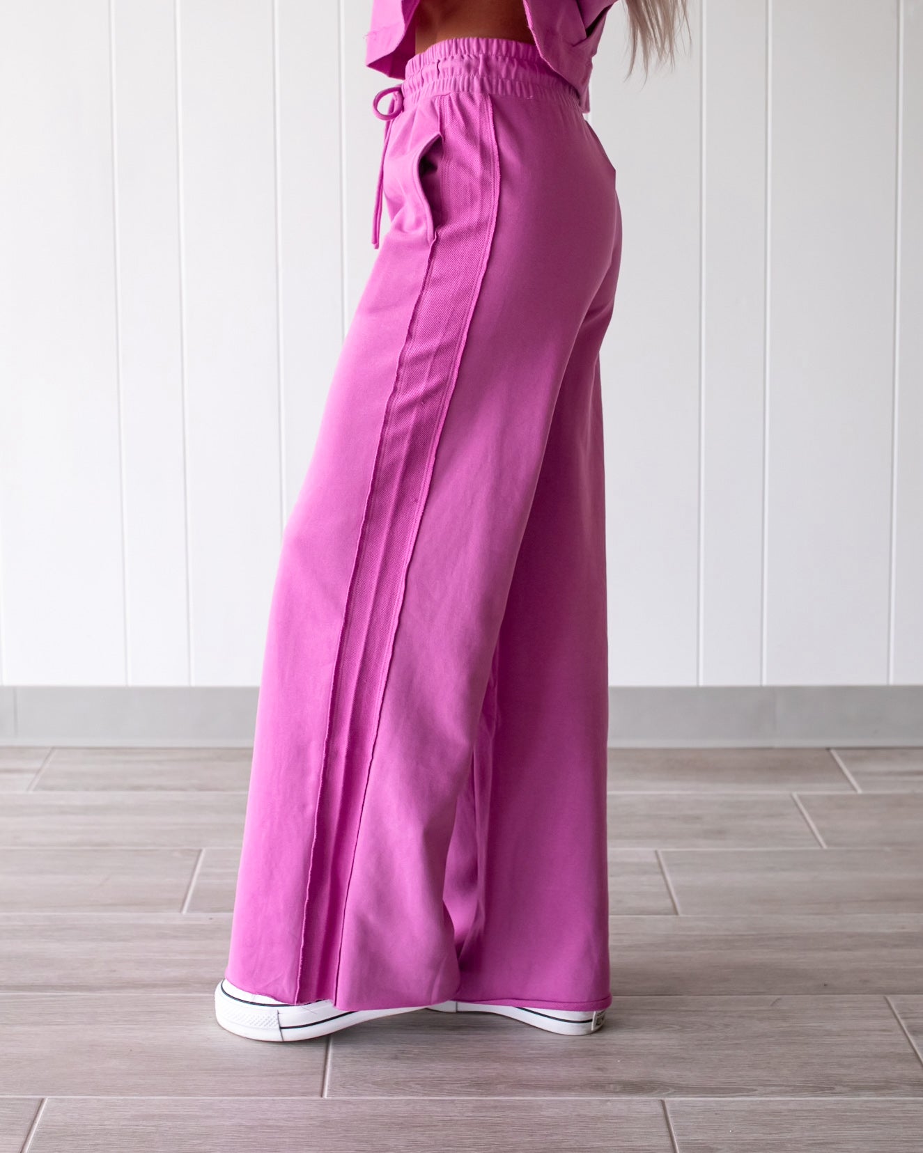 Blushing Blooms Lounge Pants – Orchid
