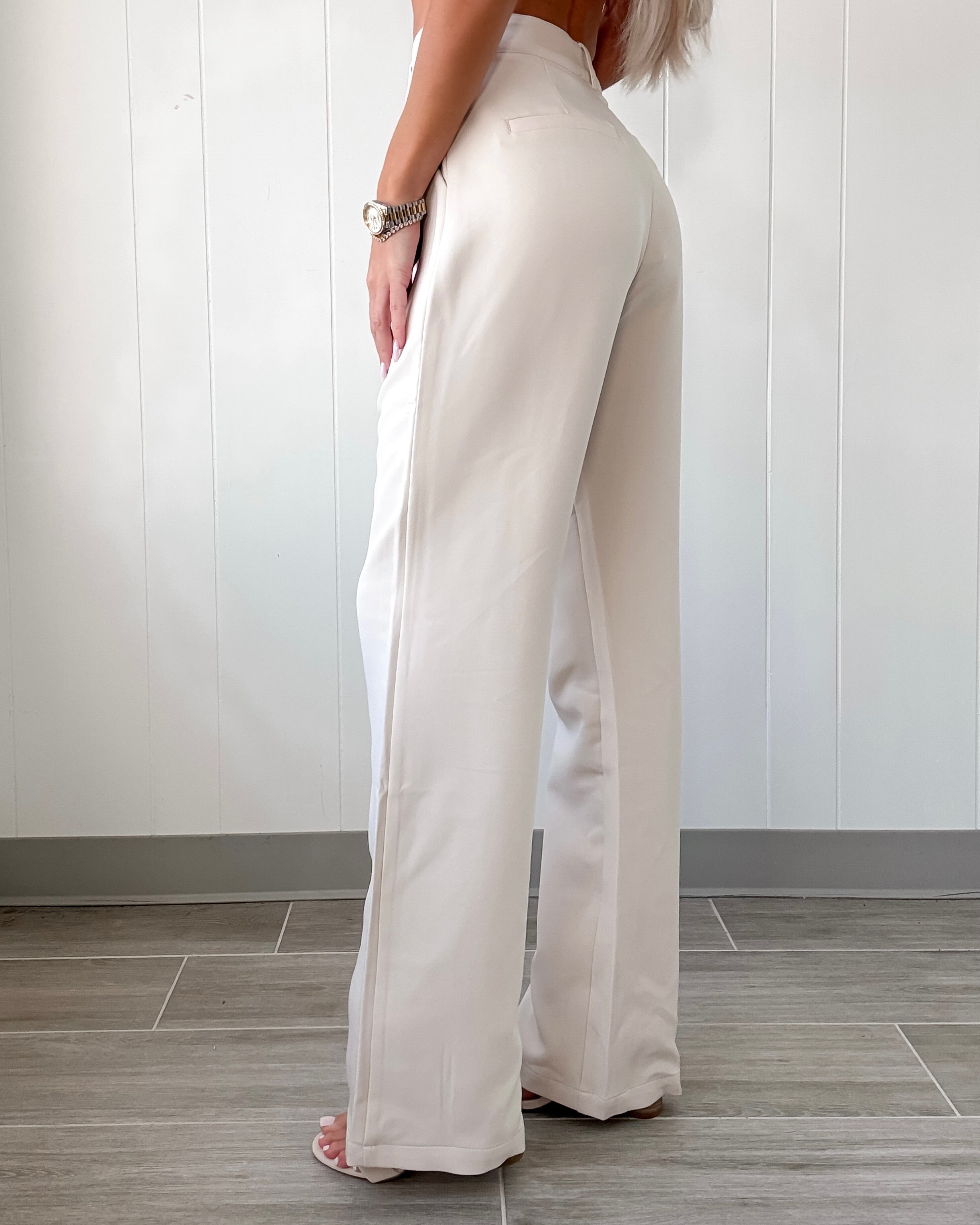 Reign Pleated Straight Leg Trousers - Cream