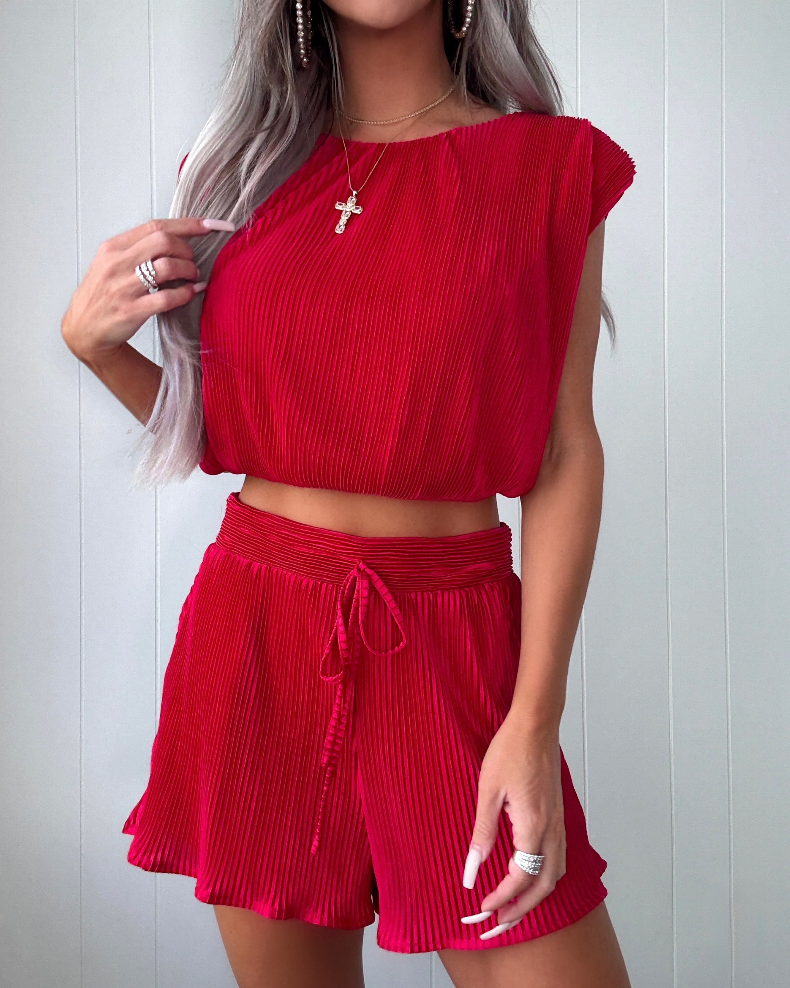 Frosted Magic Pleated Shorts Set - Red
