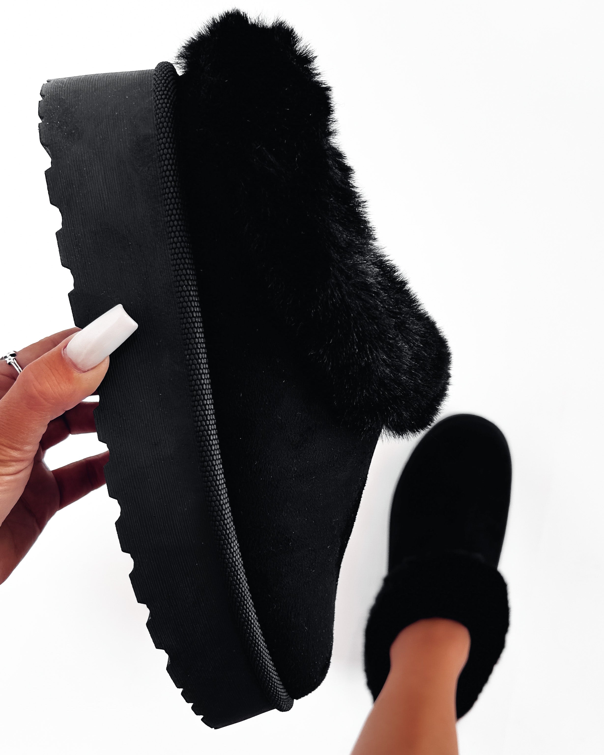 Uggy Fur Platform Slippers- Black