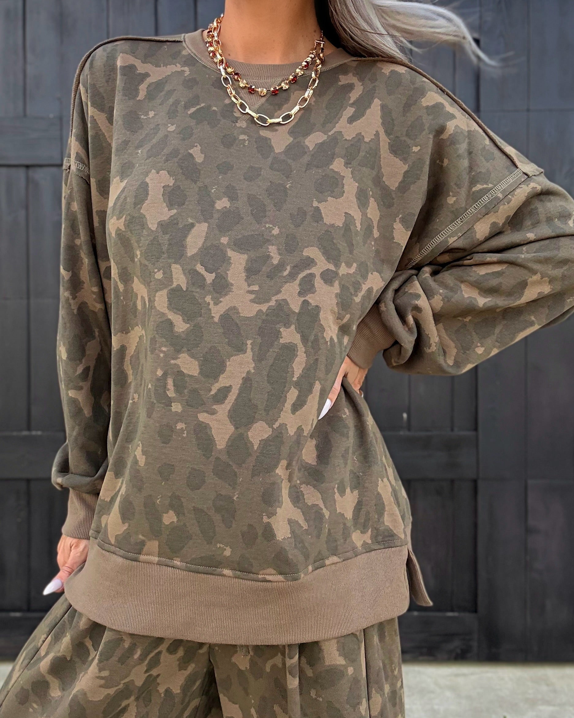 Leopard After Dark Sweatshirt - Mocha