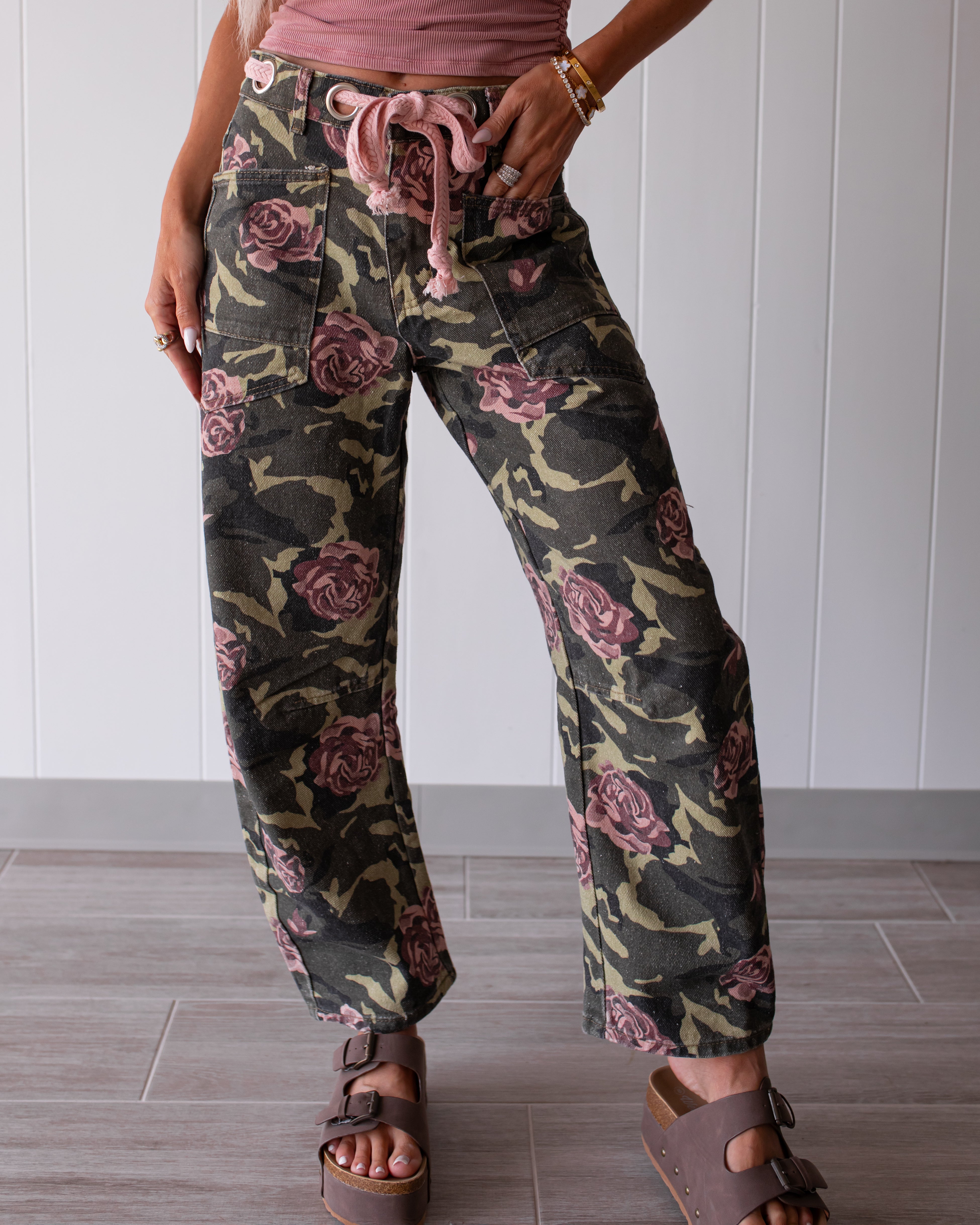 Floral Force Barrel Jeans - Camo