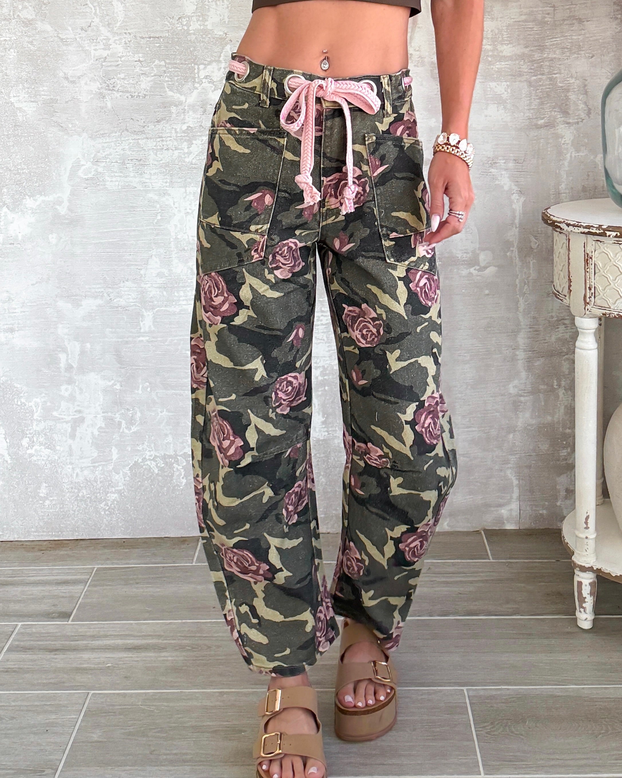 Floral Force Barrel Jeans - Camo