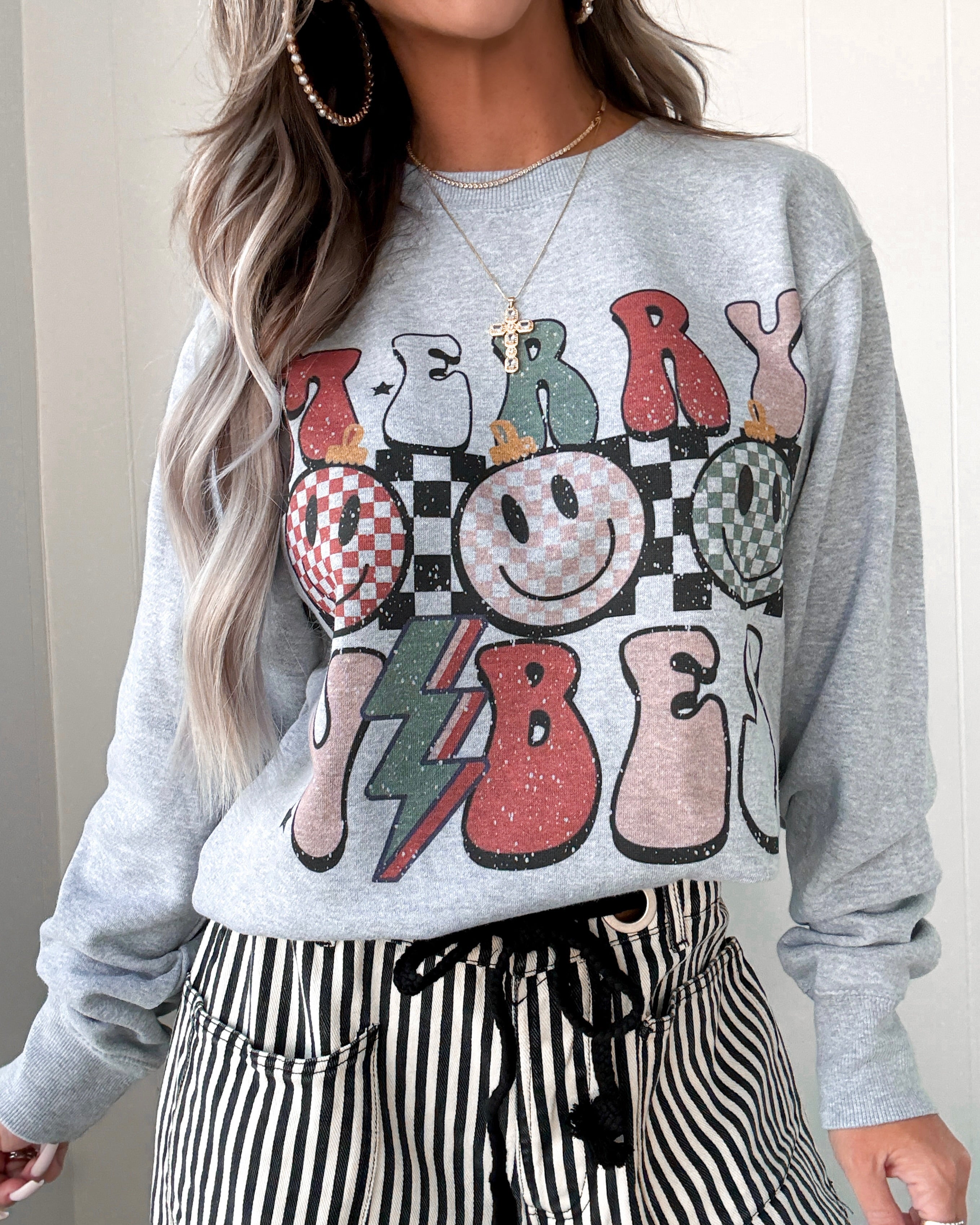 Merry Vibes Graphic Sweatshirt - Heather Grey