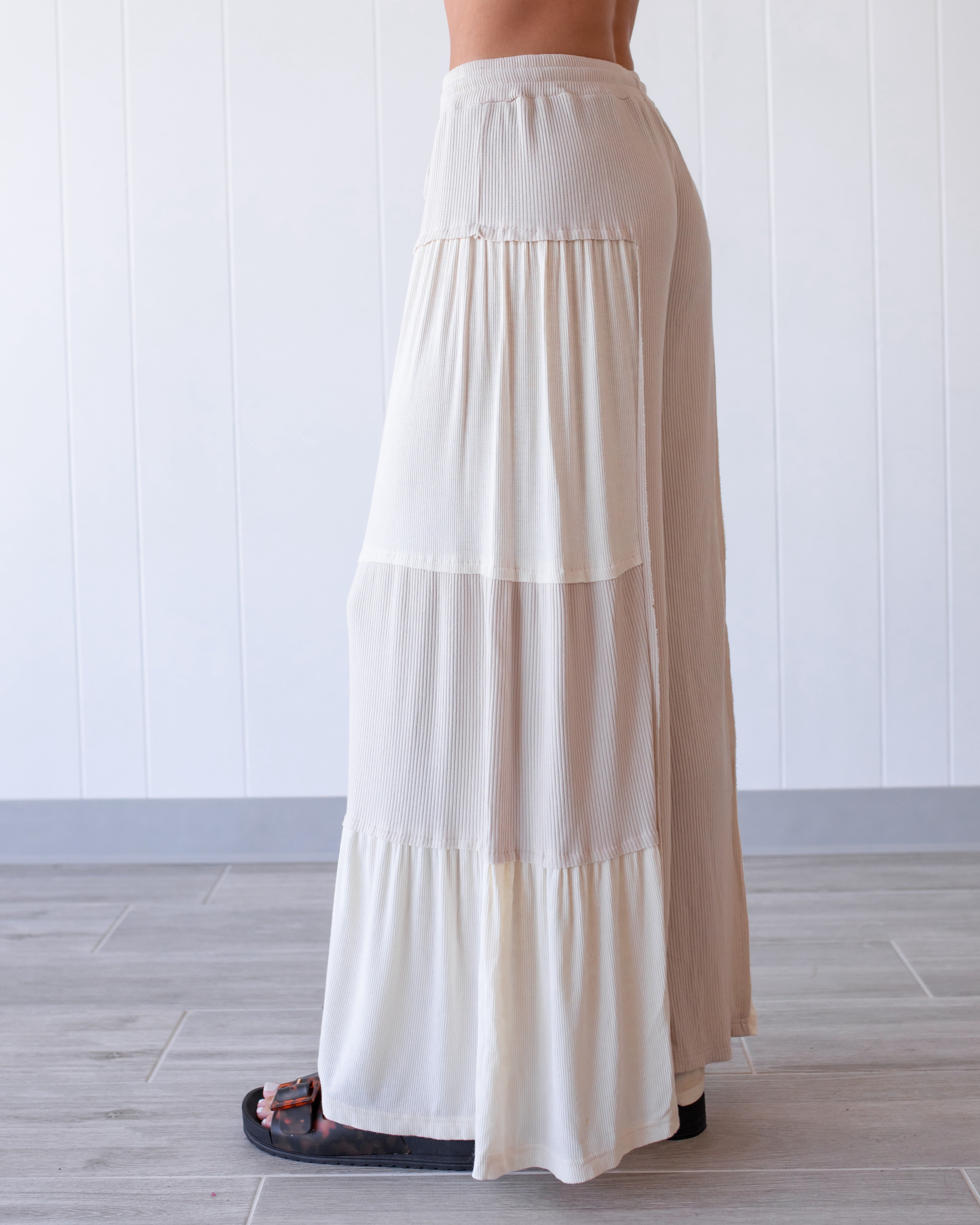 Flirty Feeling Colorblock Pants - Sand Beige
