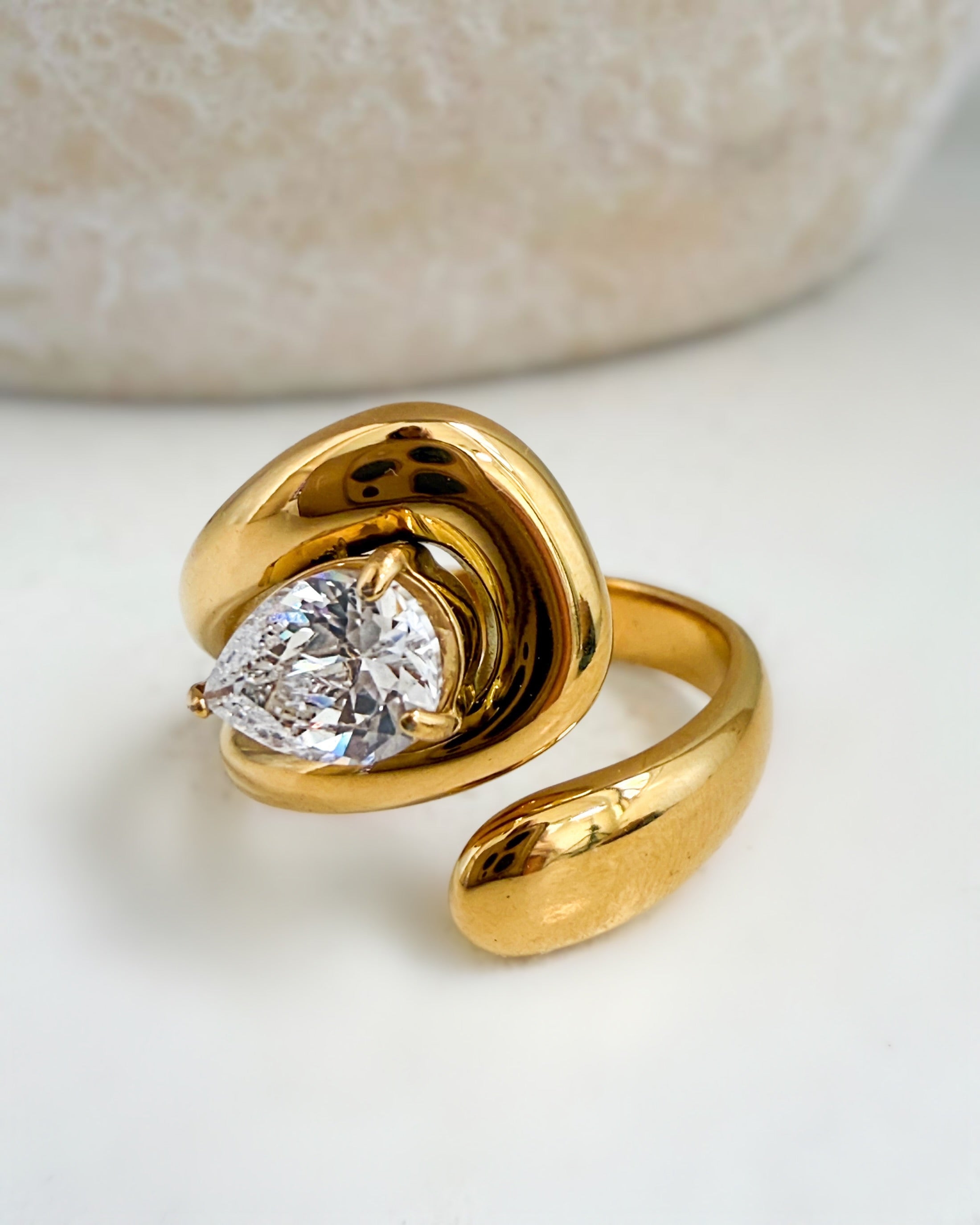 Endless Spark Ring - Gold