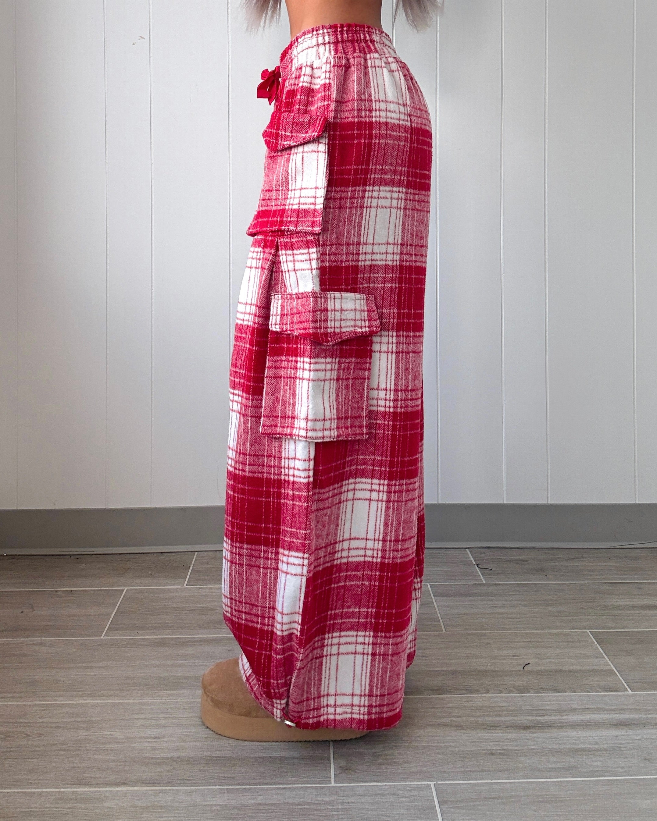 Christmas Morning Fleece Plaid Pants - Ivory/Red