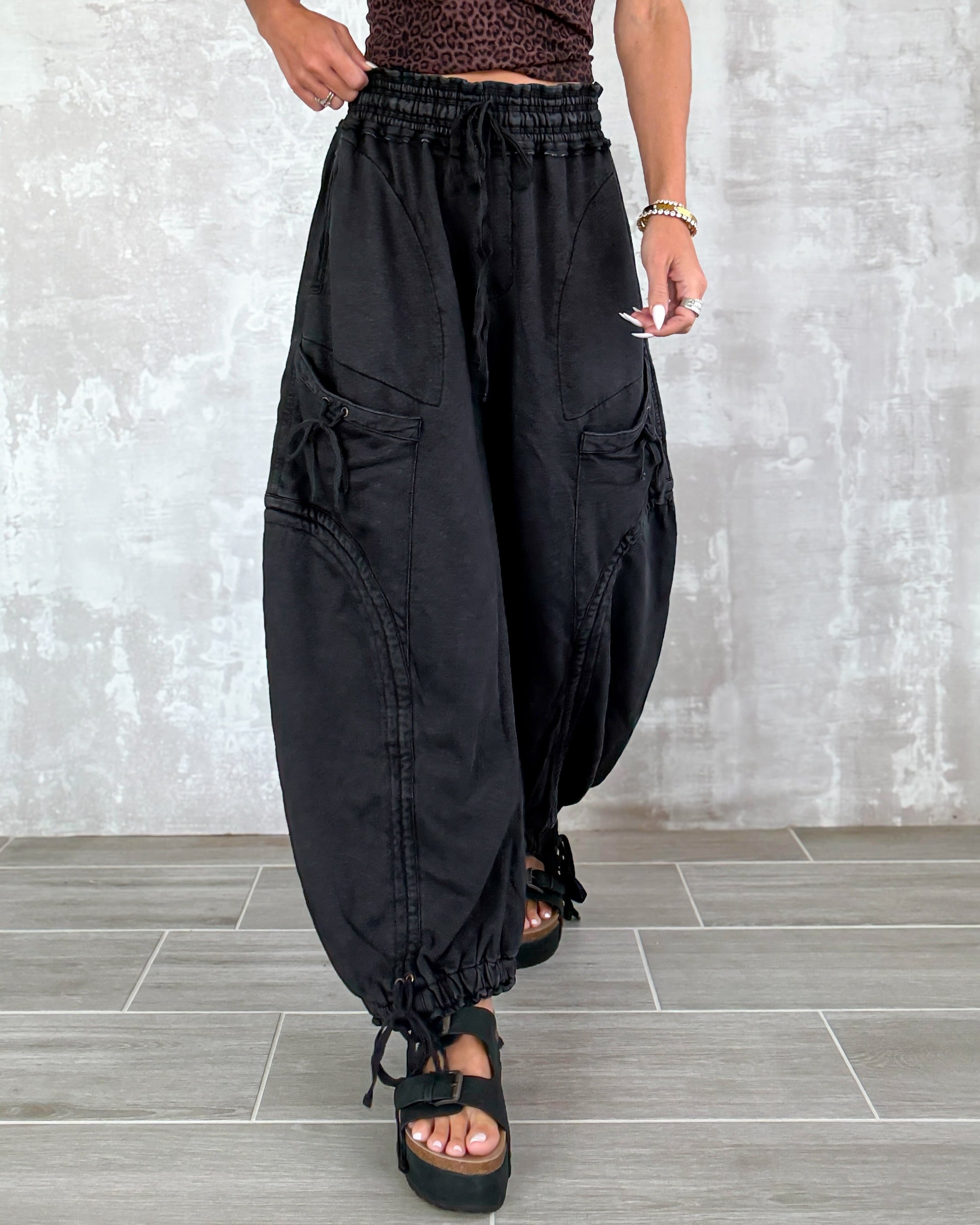 Rosie Balloon Tie Pants - Black