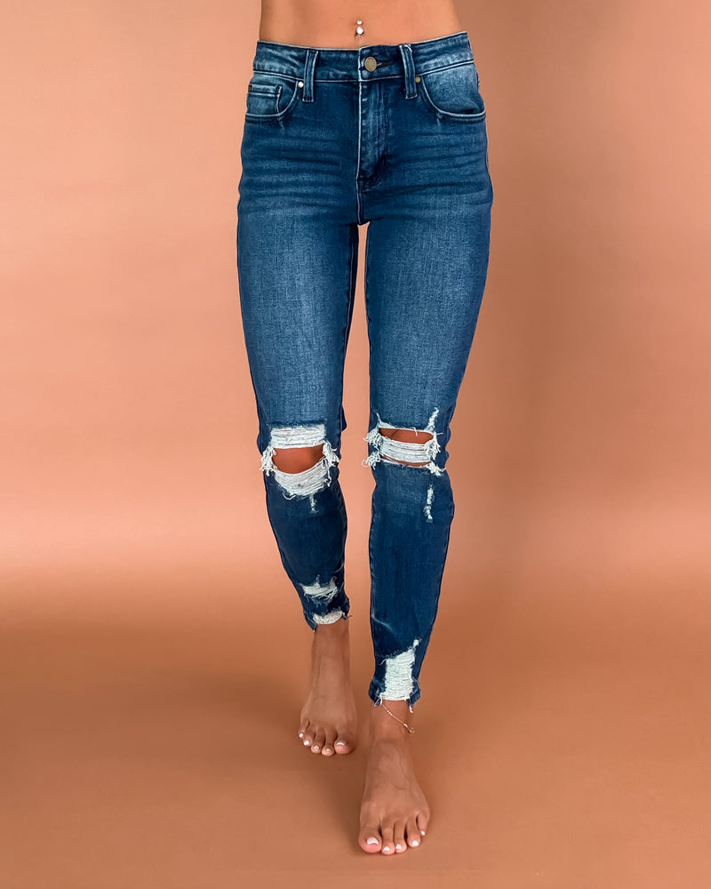Arizona Distressed Skinny Jeans - Dark Wash