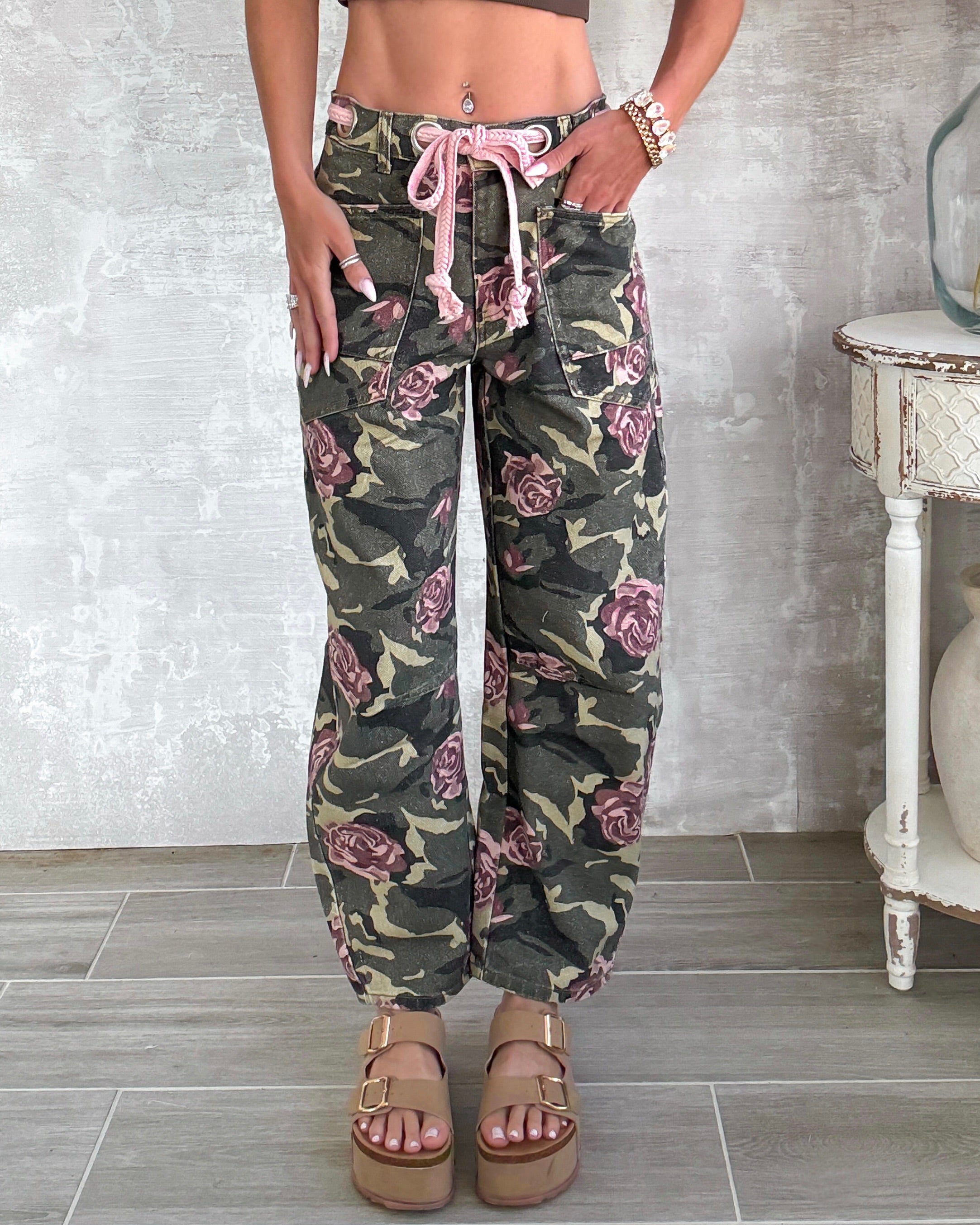 Floral Force Barrel Jeans - Camo