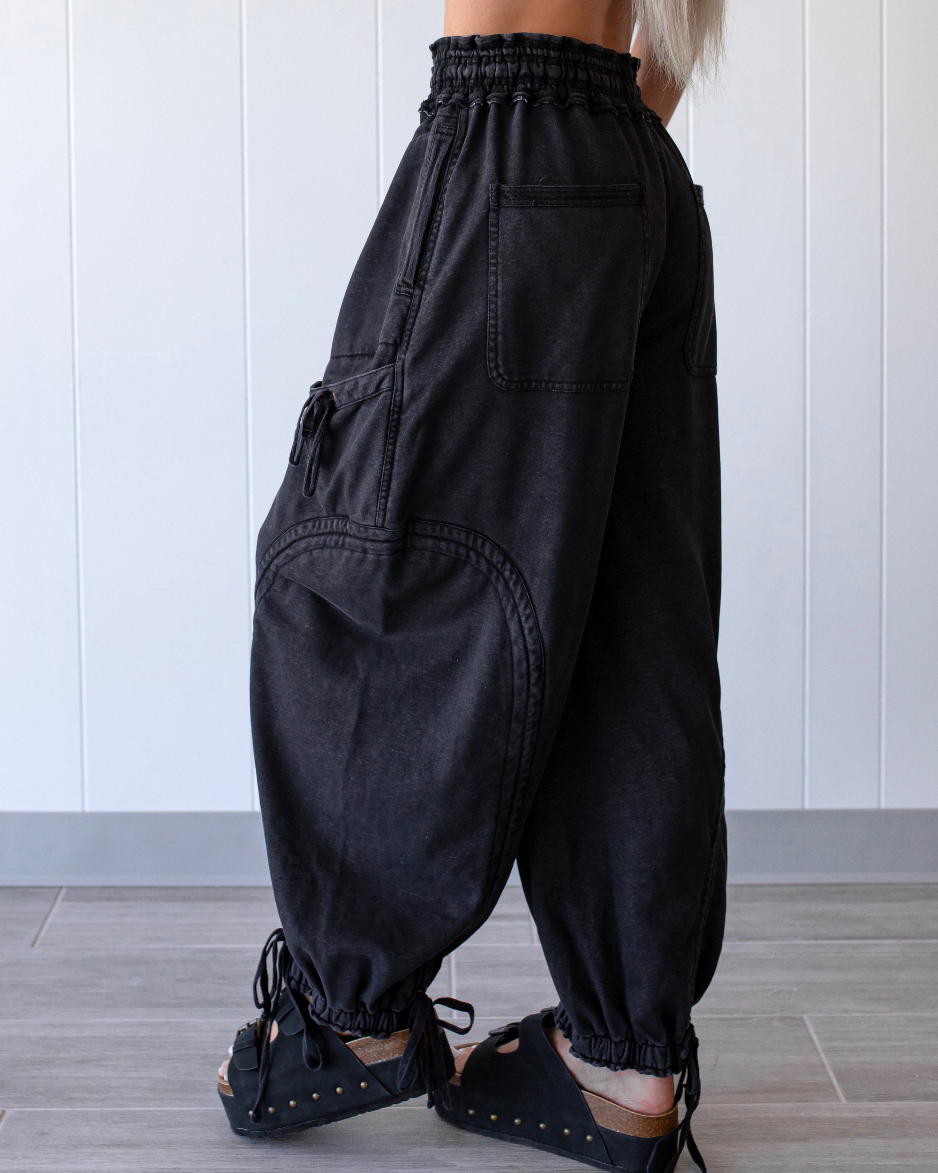 Rosie Balloon Tie Pants - Black
