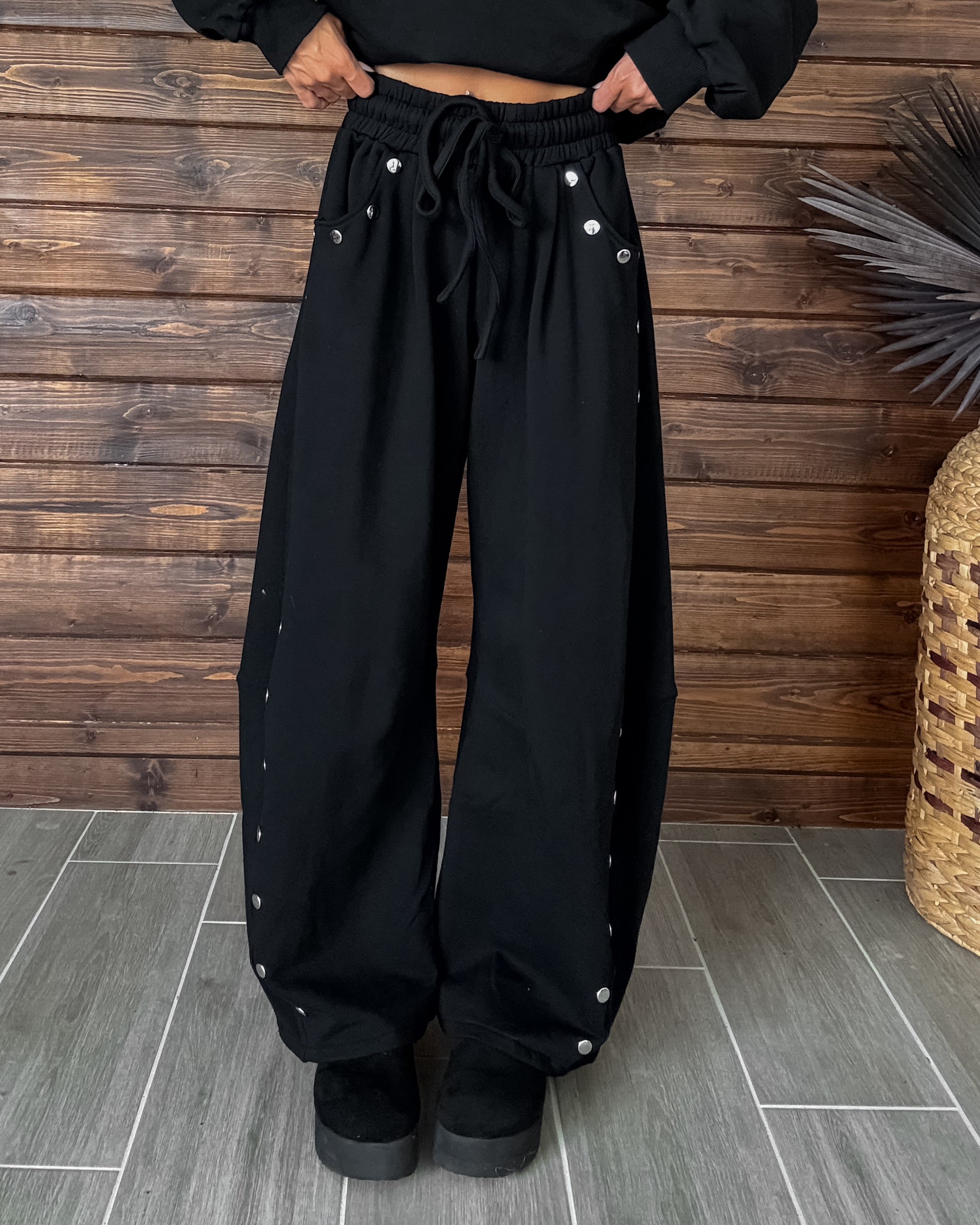 Grommet & Glam One Shoulder Set - Black