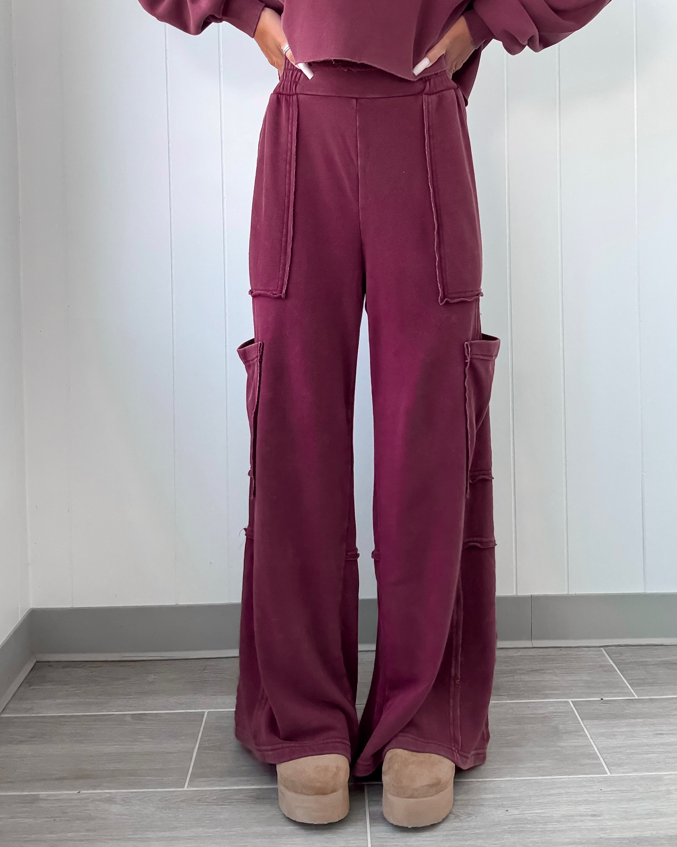Perfect Lounge Cargo Sweatpants - Burgundy